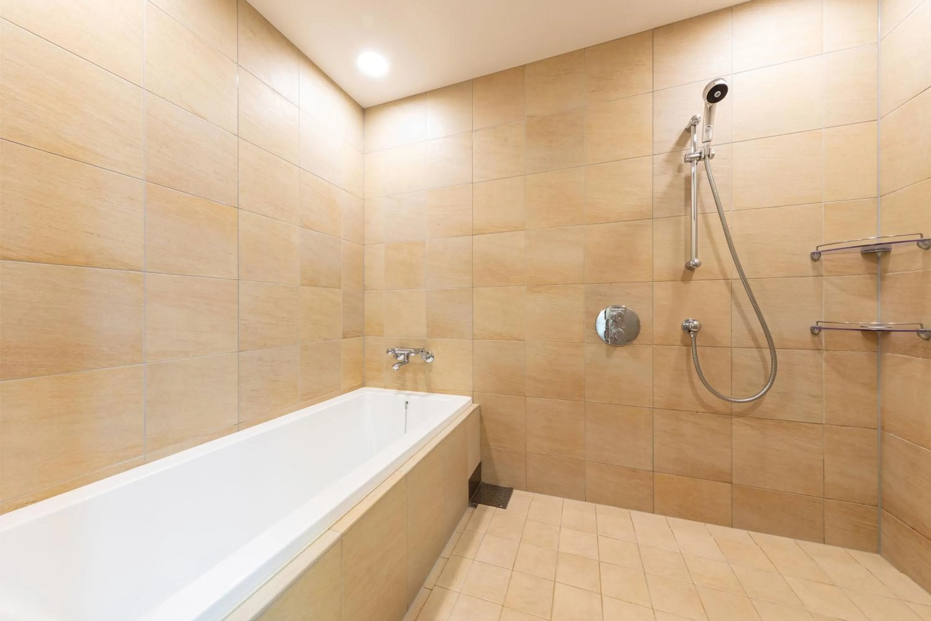 Bathroom in Spa Resort Hawaiians Monolith Tower