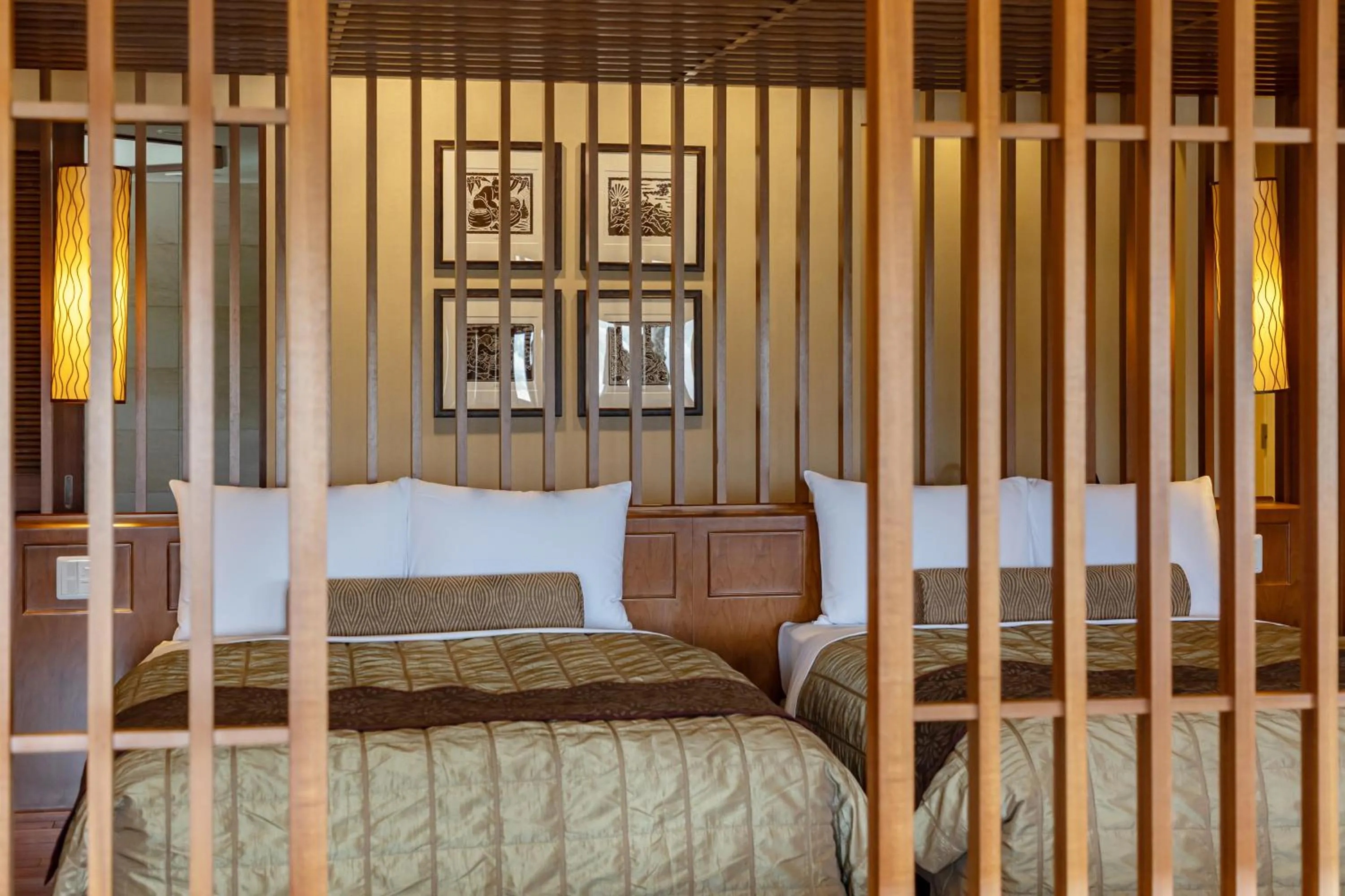 Bed in Spa Resort Hawaiians Monolith Tower