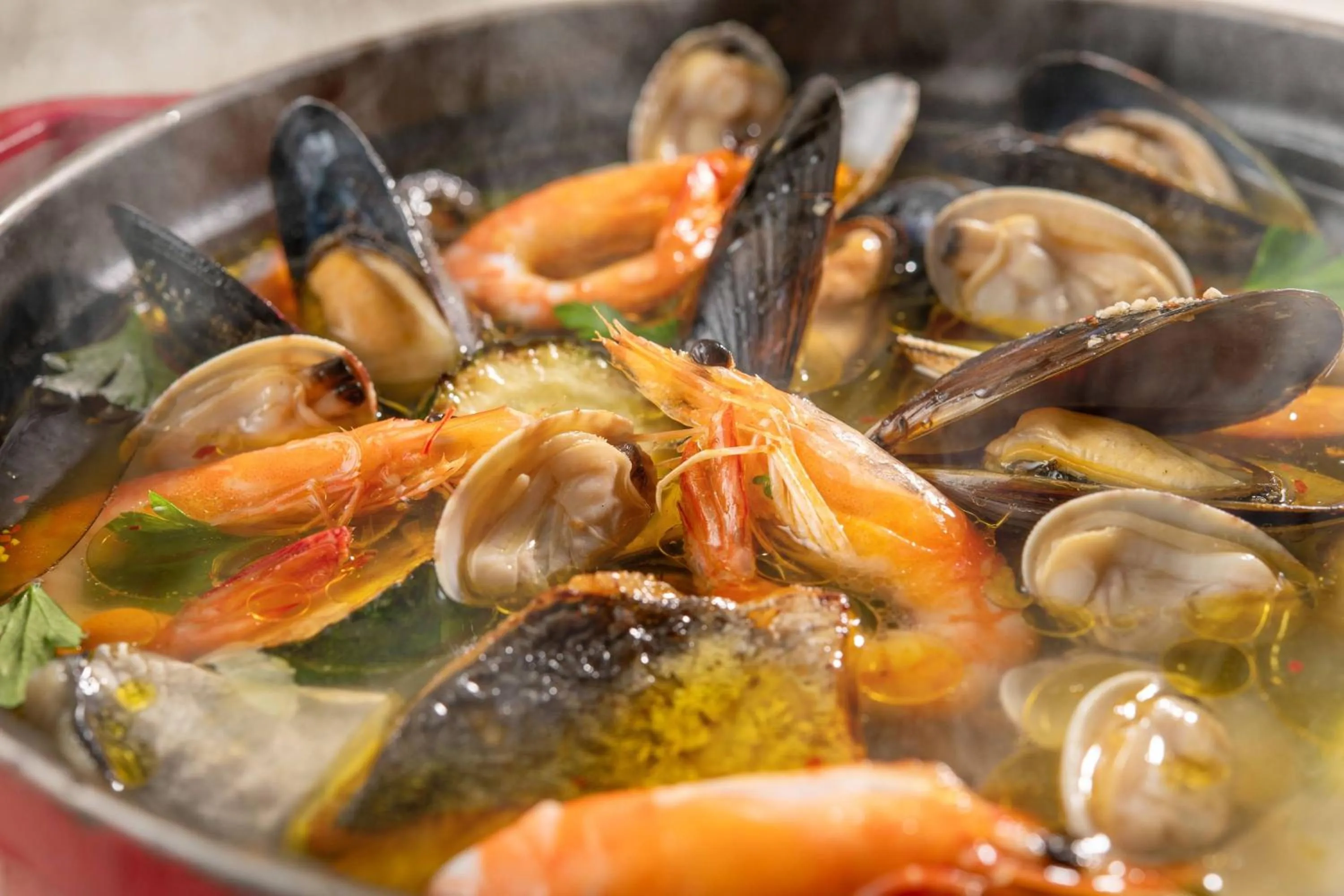 Dinner in Spa Resort Hawaiians Monolith Tower