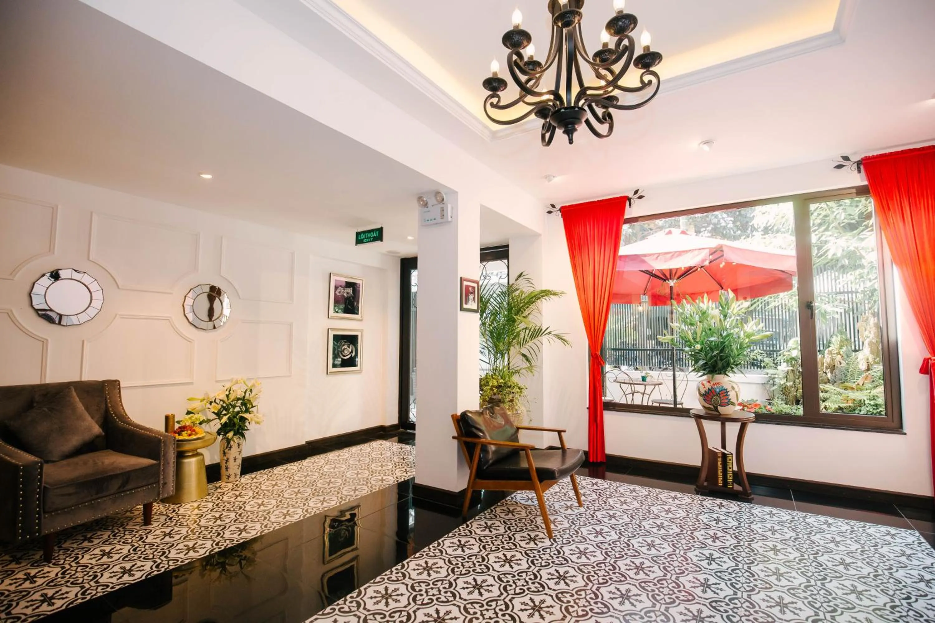 Living room in Rosa Hanoi Hotel