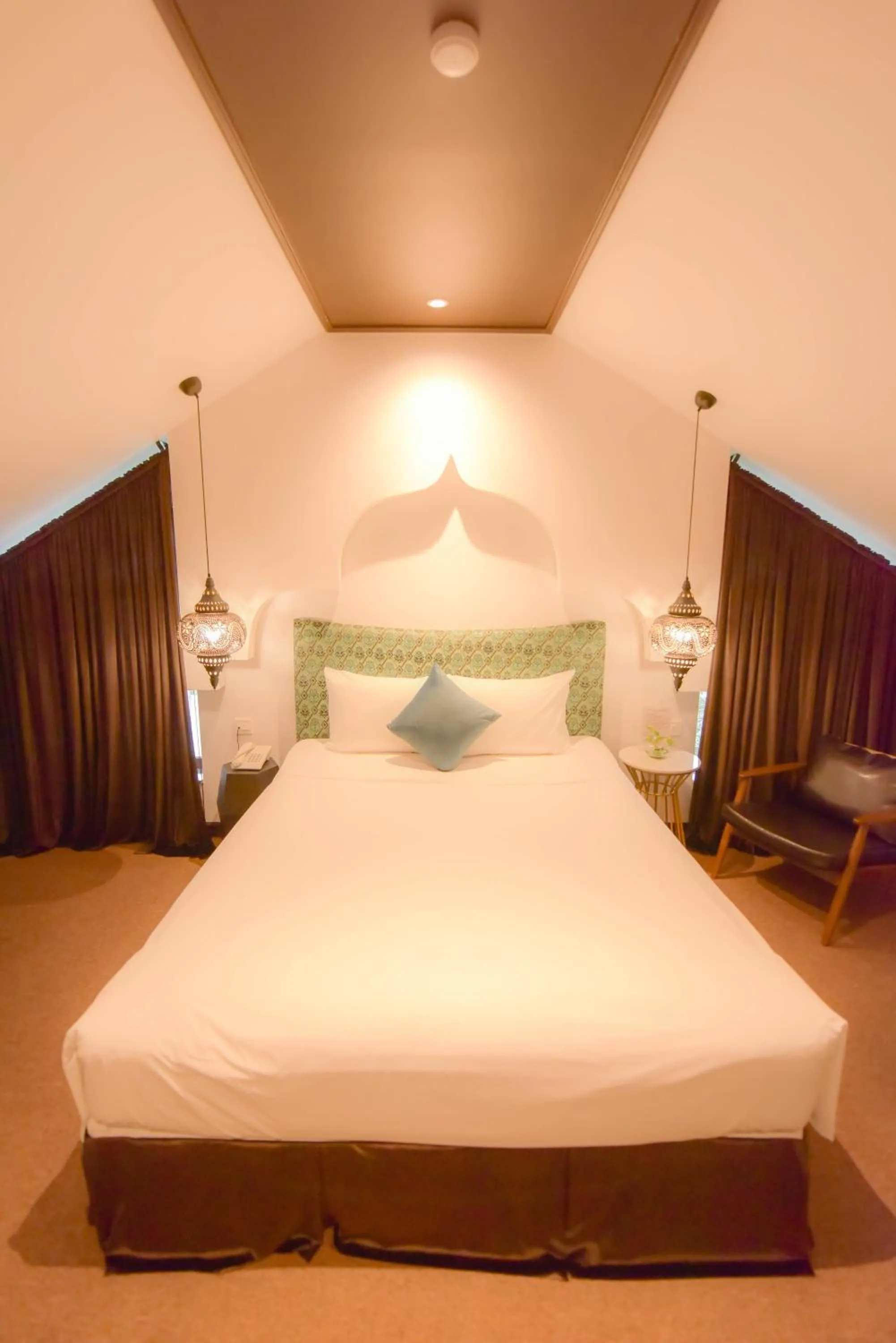 Bed in Rosa Hanoi Hotel