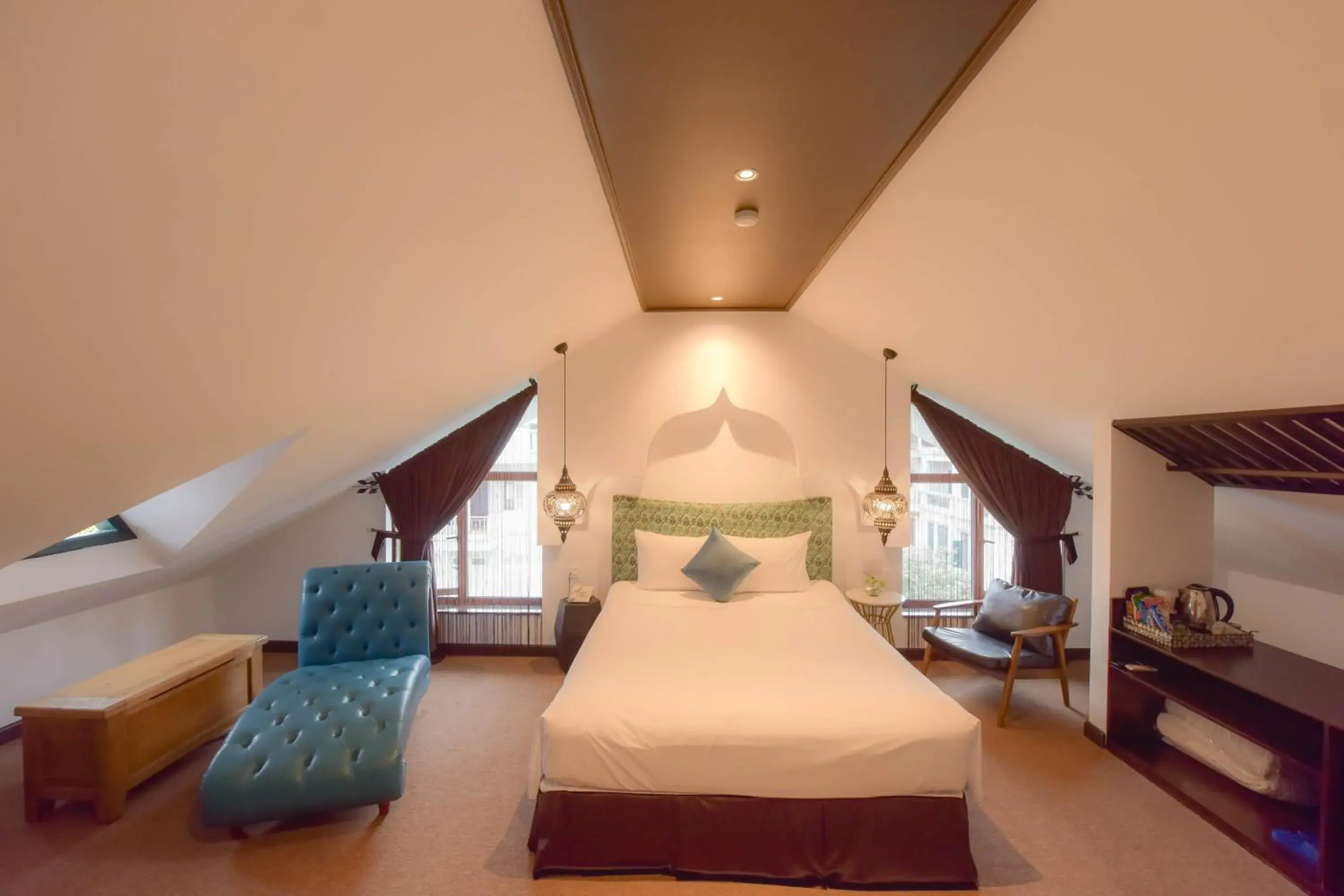 Executive Suite in Rosa Hanoi Hotel Executive Suite in Rosa Hanoi Hotel