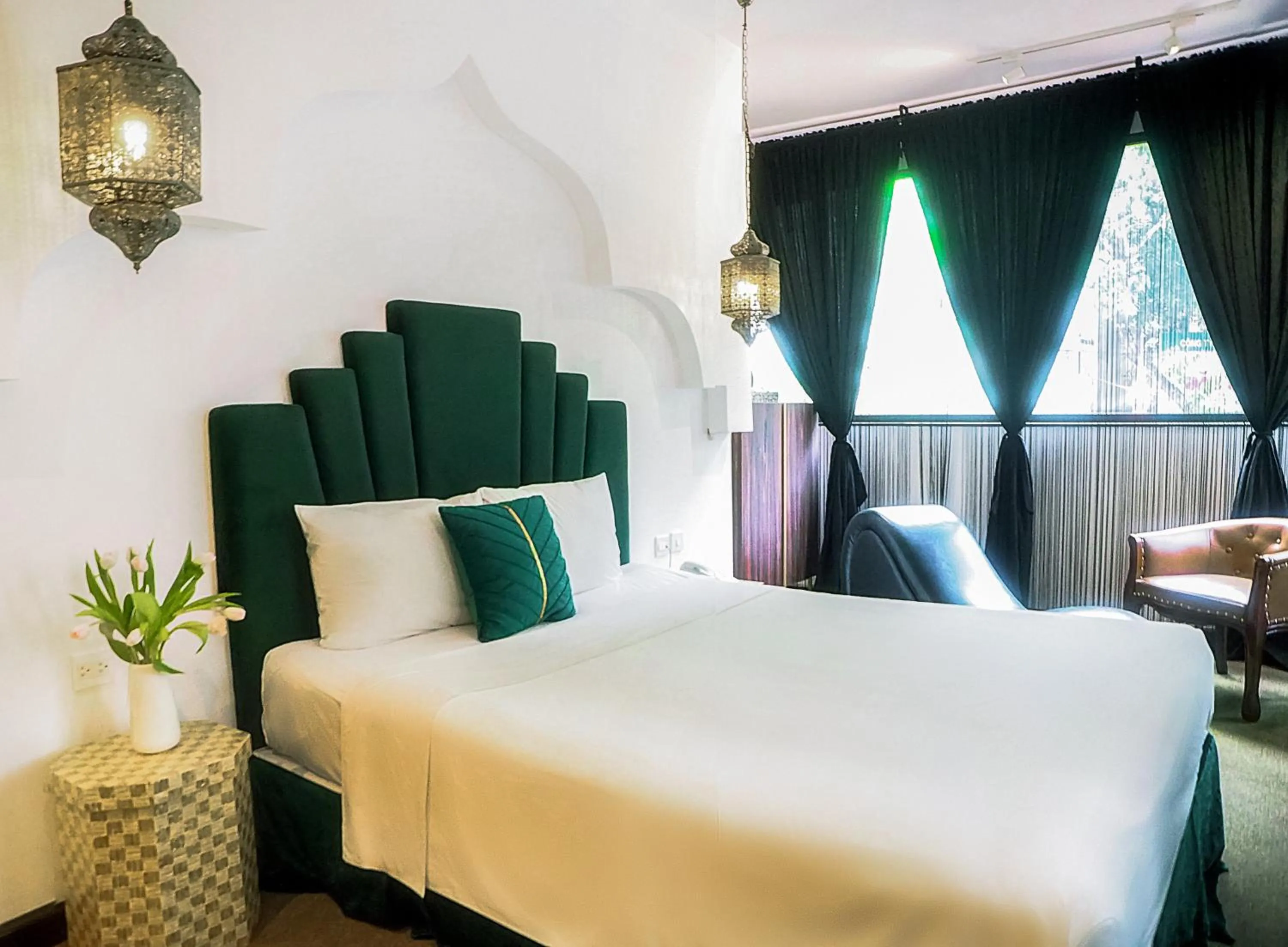 Photo of the whole room, Bed in Rosa Hanoi Hotel