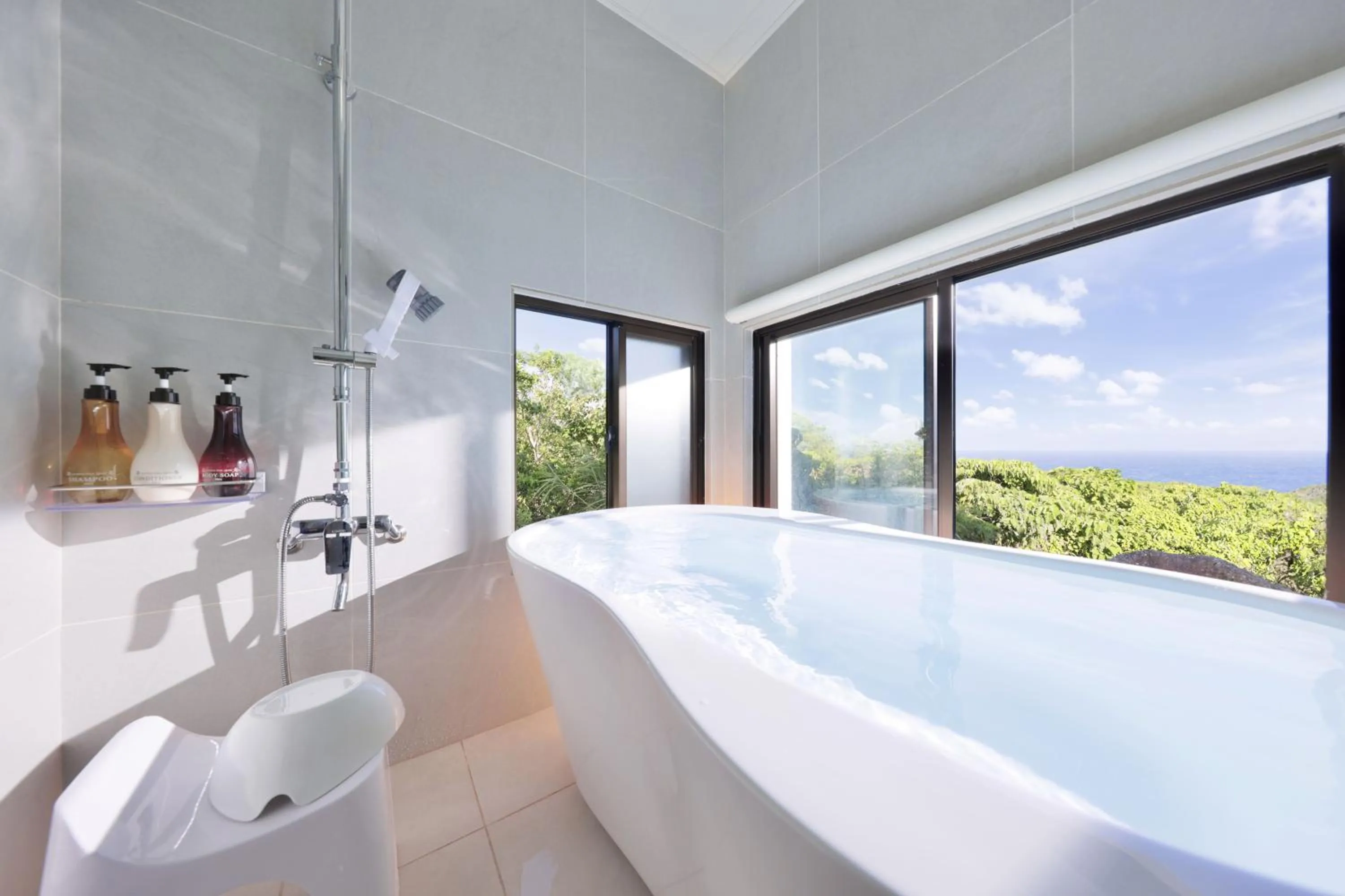 Bathroom in Crystal Villa Imgya