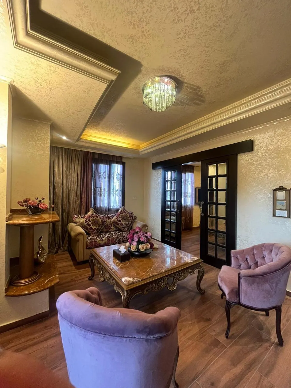 Living room in Q Hotel