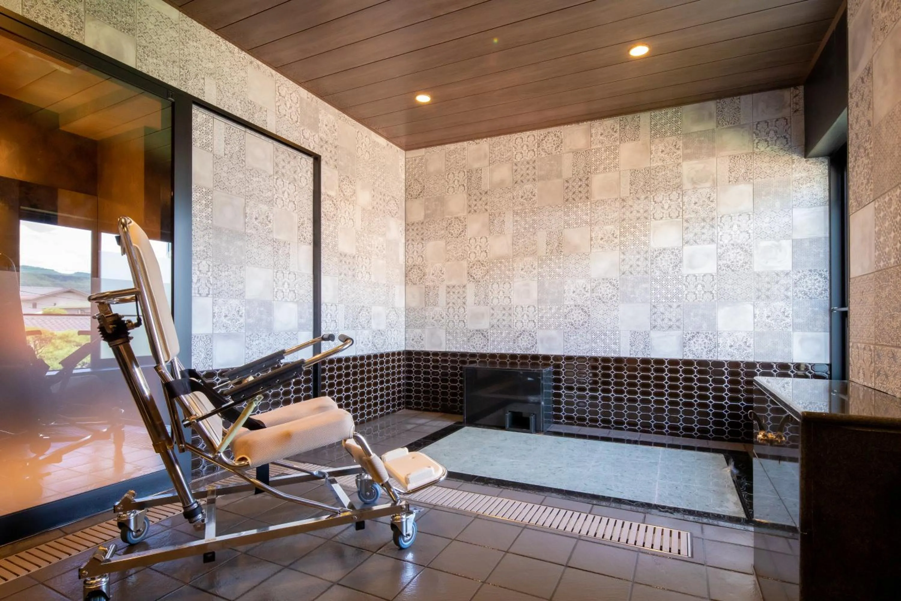 Open Air Bath in Kamisuwa Onsen Shinyu