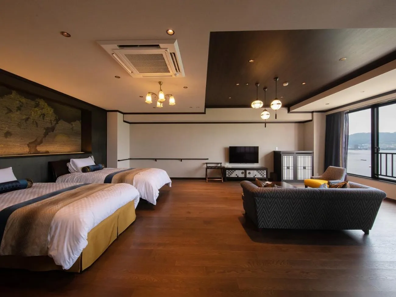 Photo of the whole room, Bed in Kamisuwa Onsen Shinyu