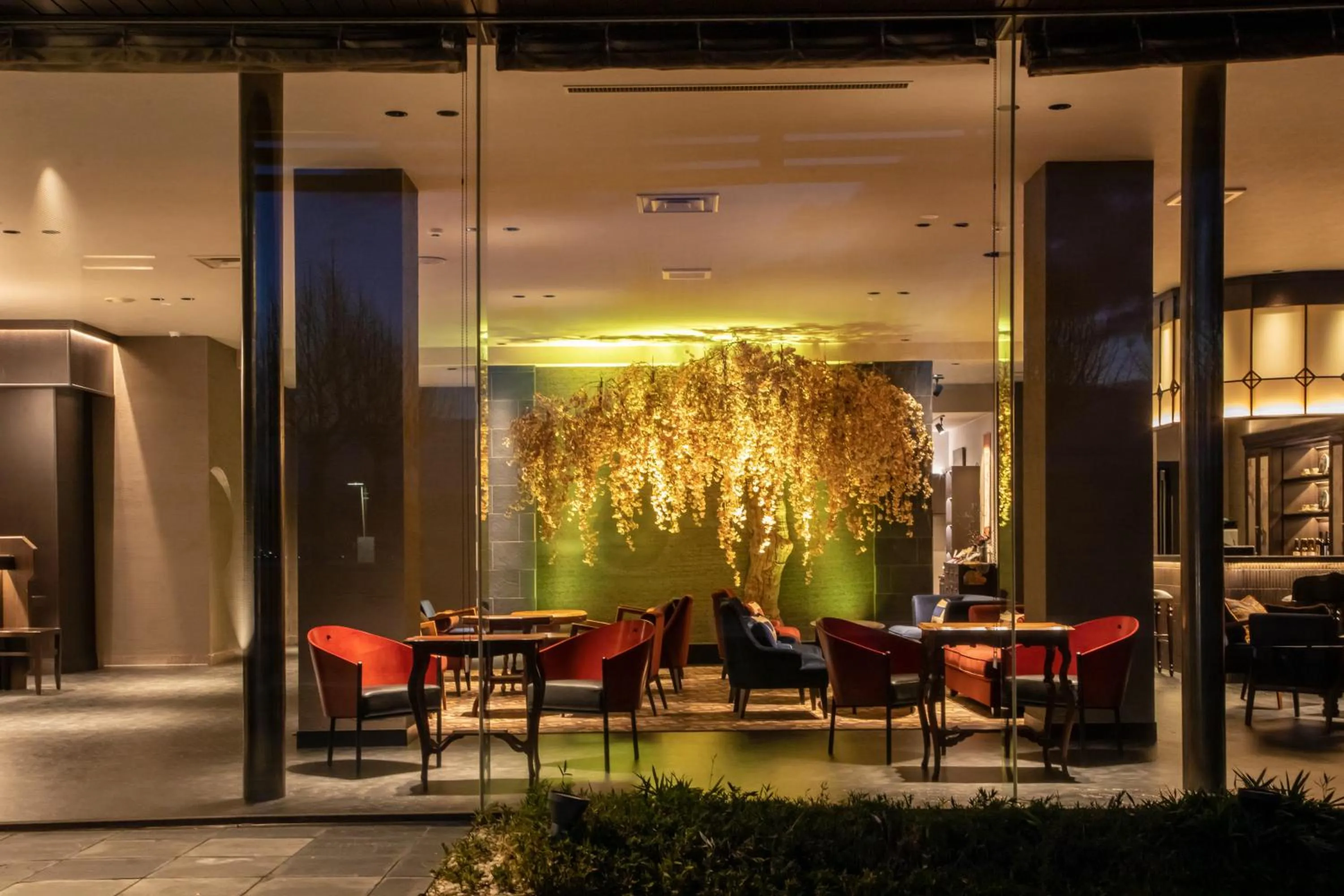 Communal lounge/ TV room in Kamisuwa Onsen Shinyu