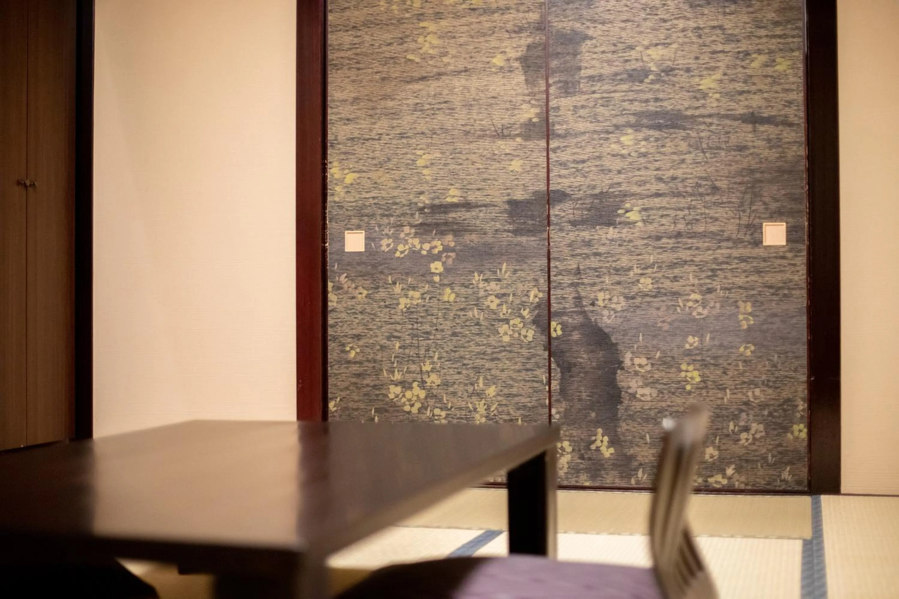 Photo of the whole room in Kamisuwa Onsen Shinyu