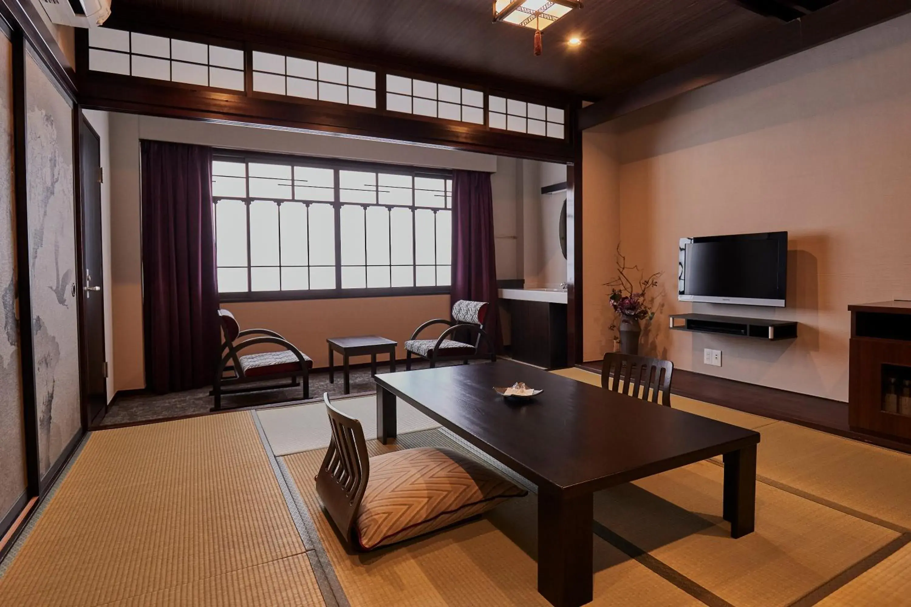 Classic Triple Room in Kamisuwa Onsen Shinyu Classic Triple Room in Kamisuwa Onsen Shinyu