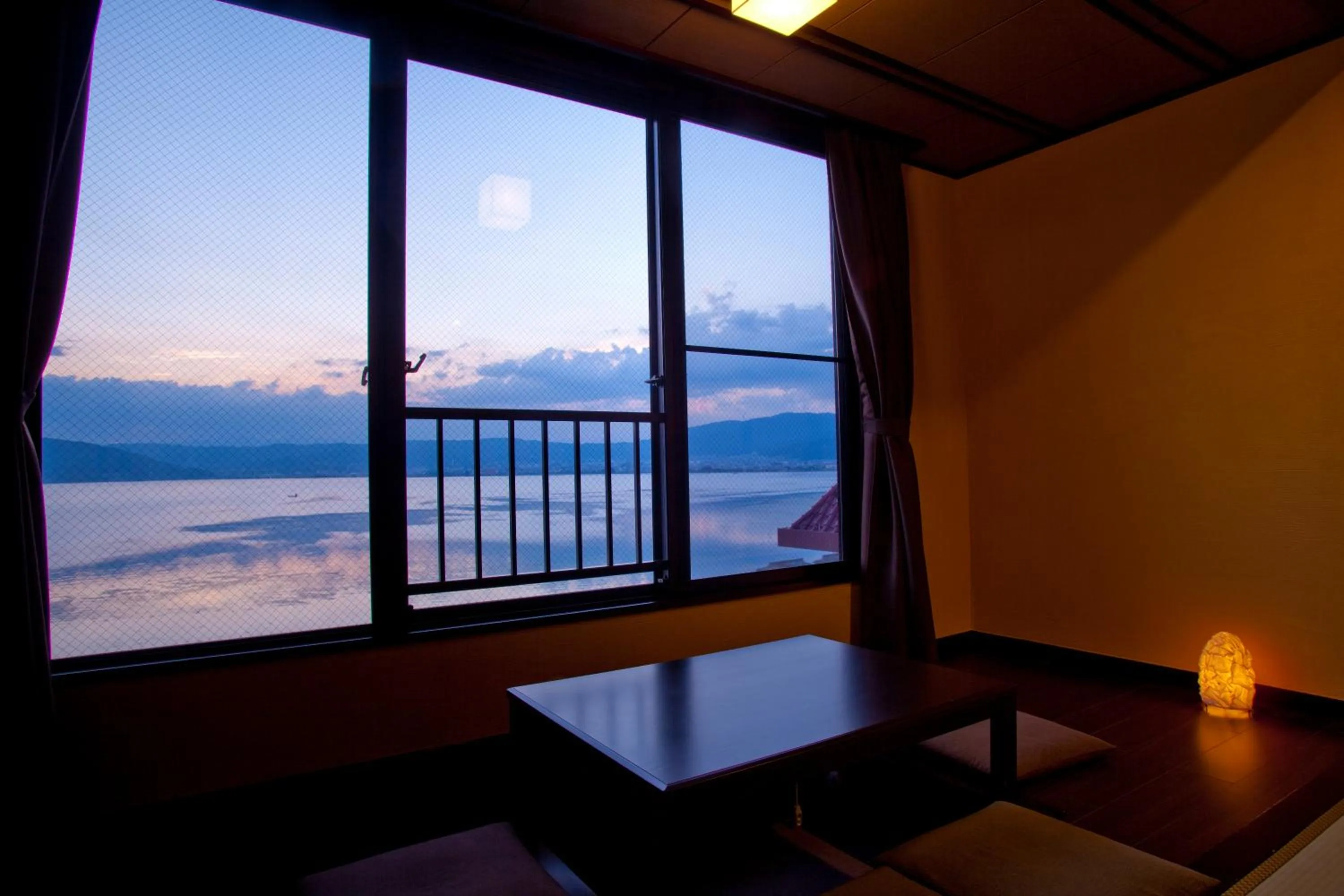 Lake view in Kamisuwa Onsen Shinyu