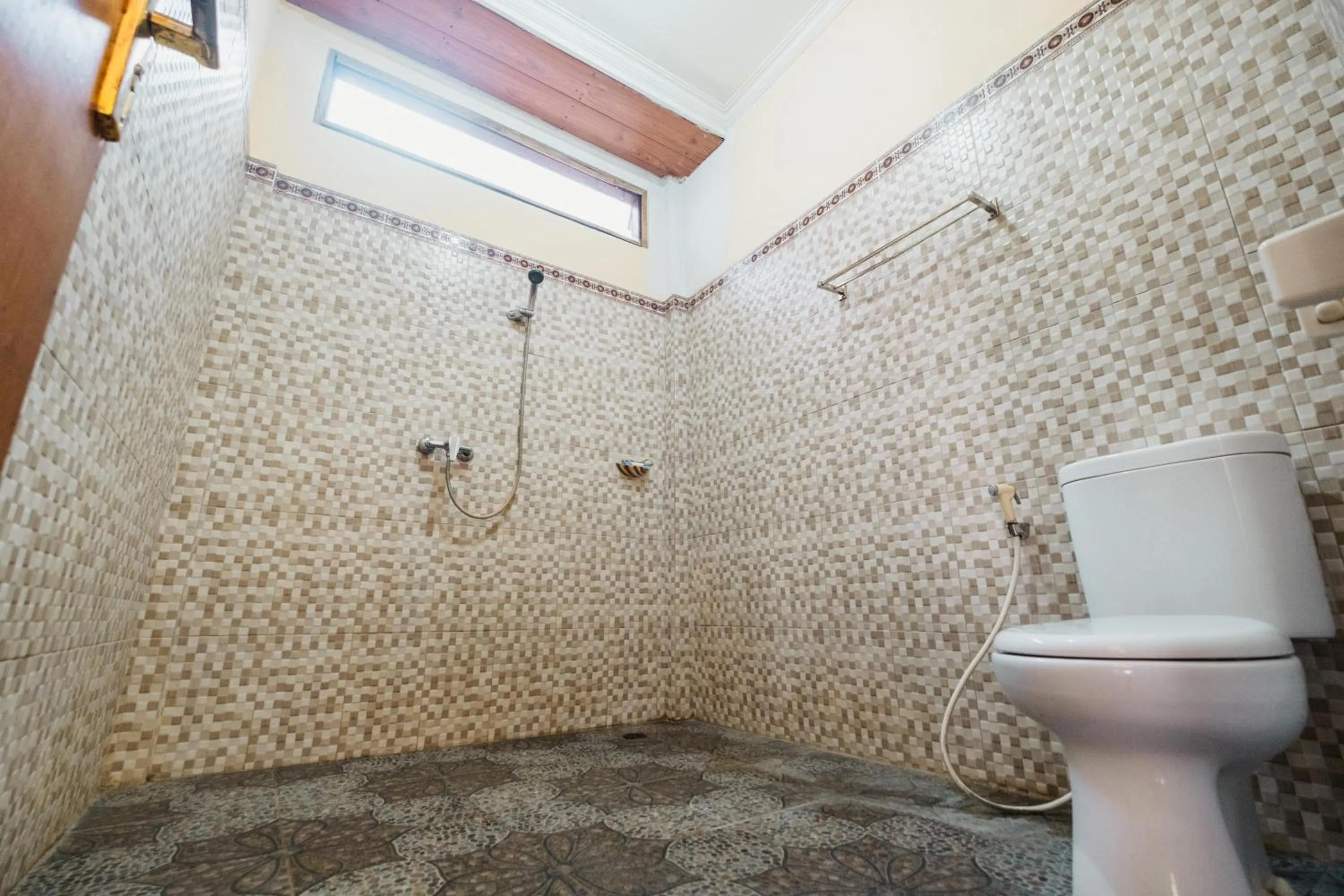 Bathroom in Rizky Guesthouse