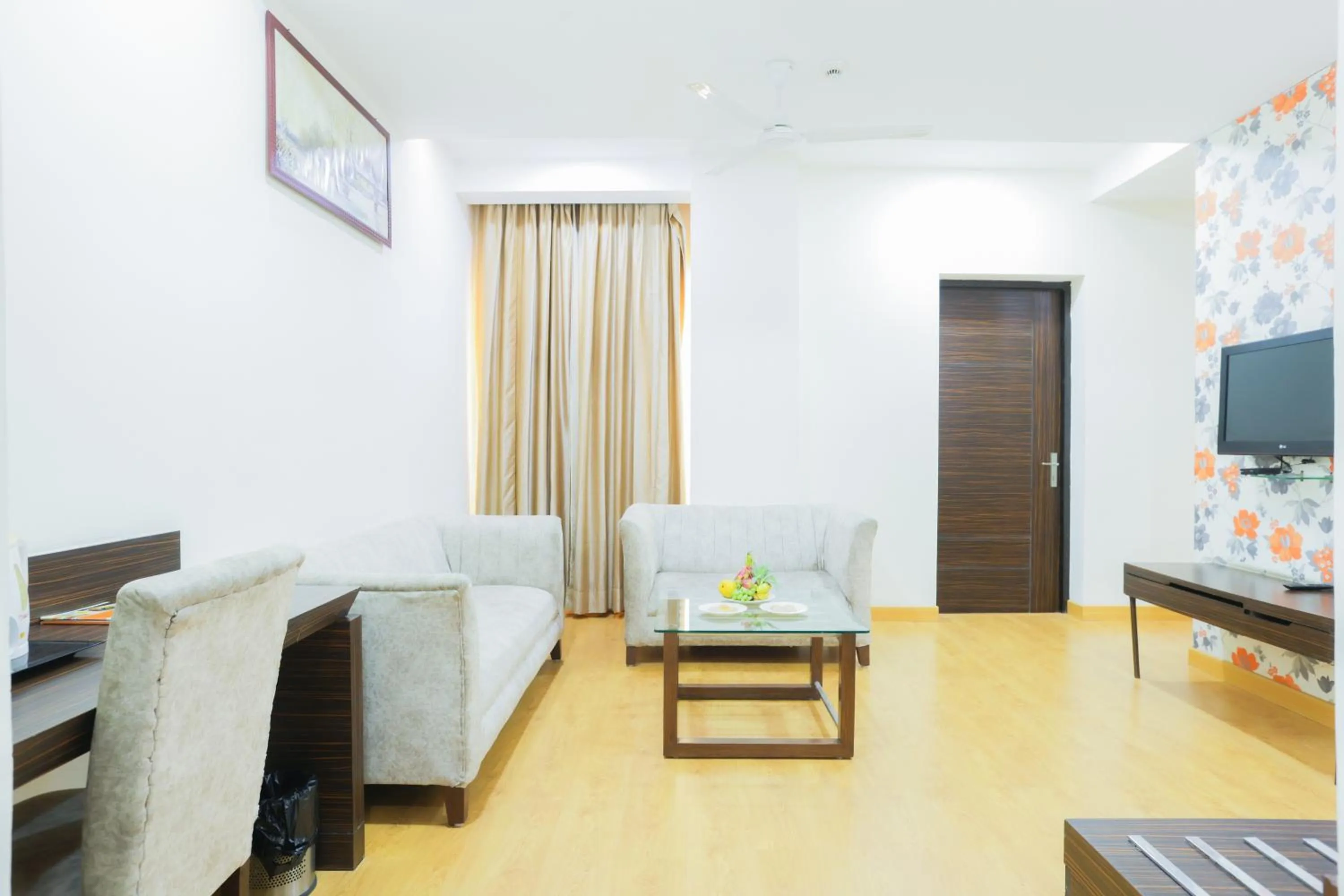 Living room in Hyphen Premier-Business Hotel