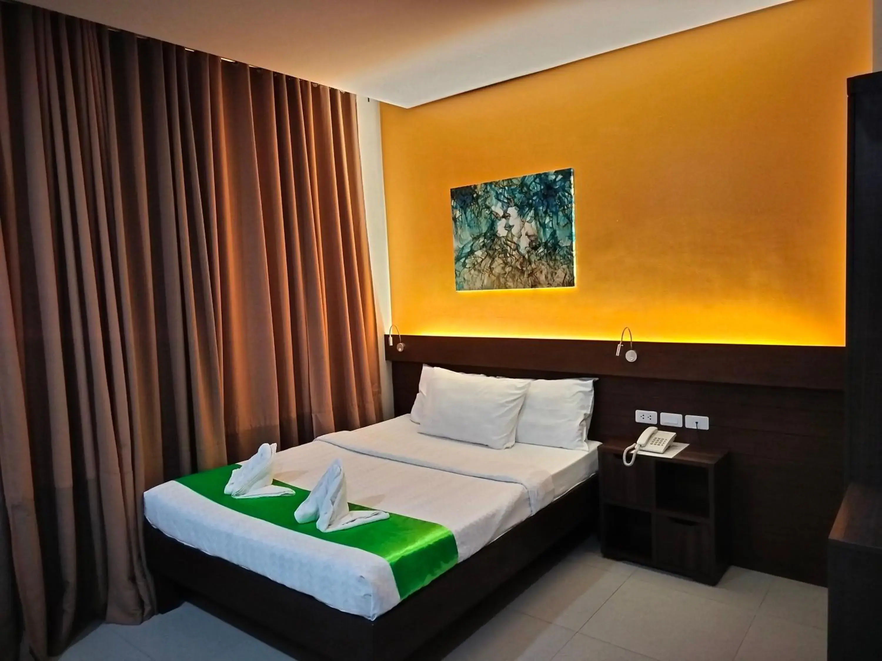 Single Room - single occupancy - Disability Access in Cresebo Mansion Single Room - single occupancy - Disability Access in Cresebo Mansion