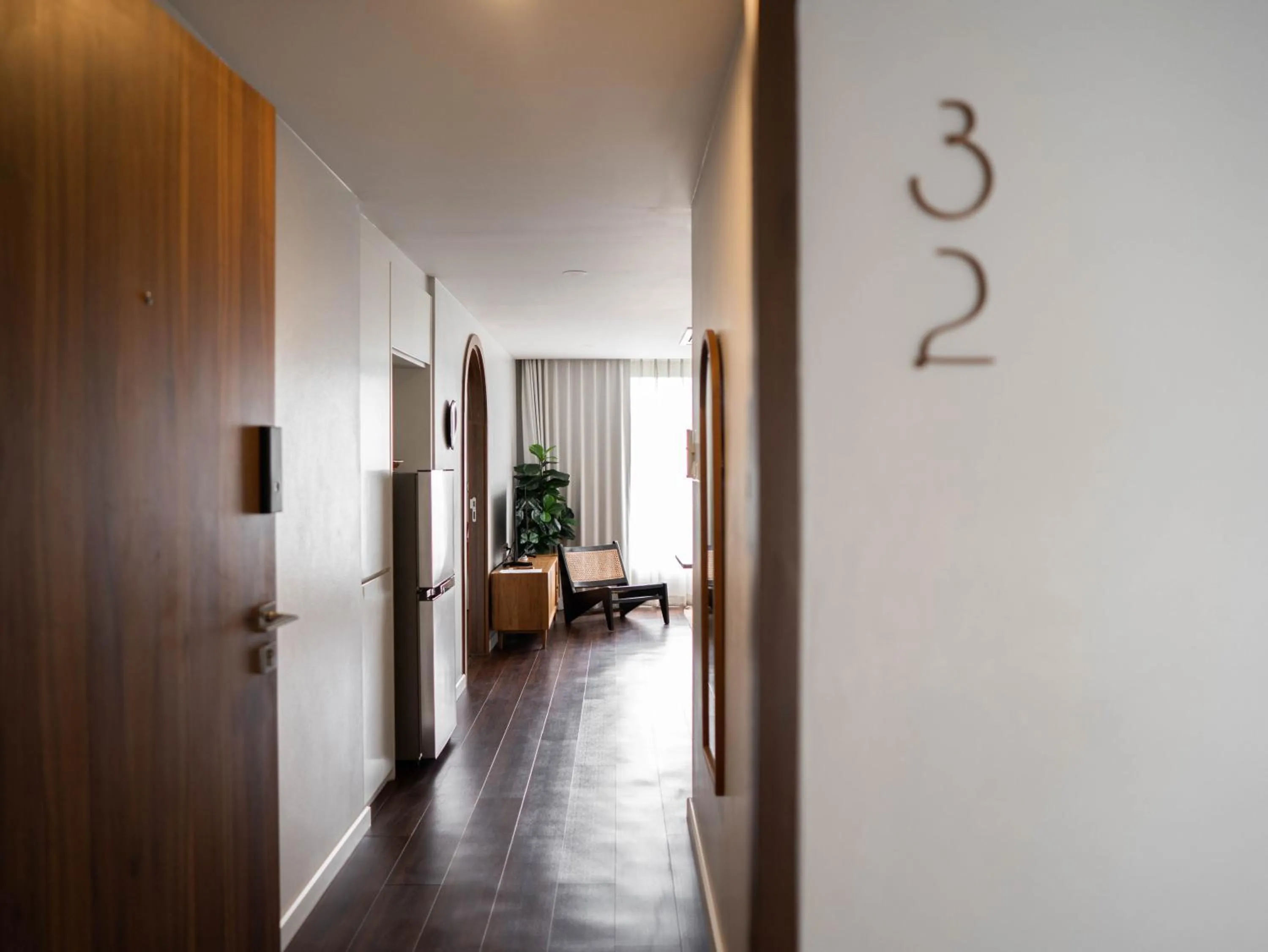 Facade/entrance in The Earth Hotel