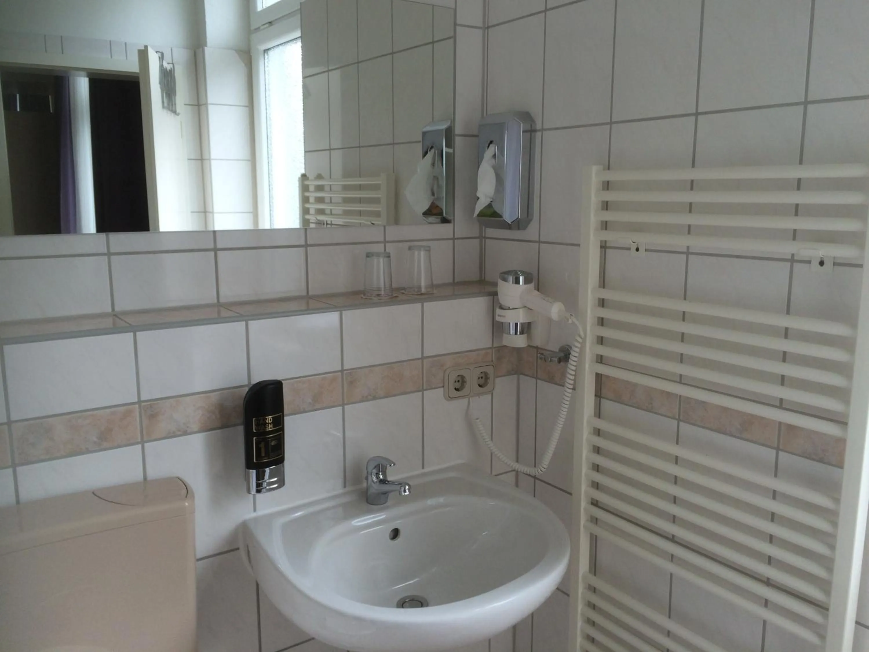 Toilet in Hotel Zwei Mohren