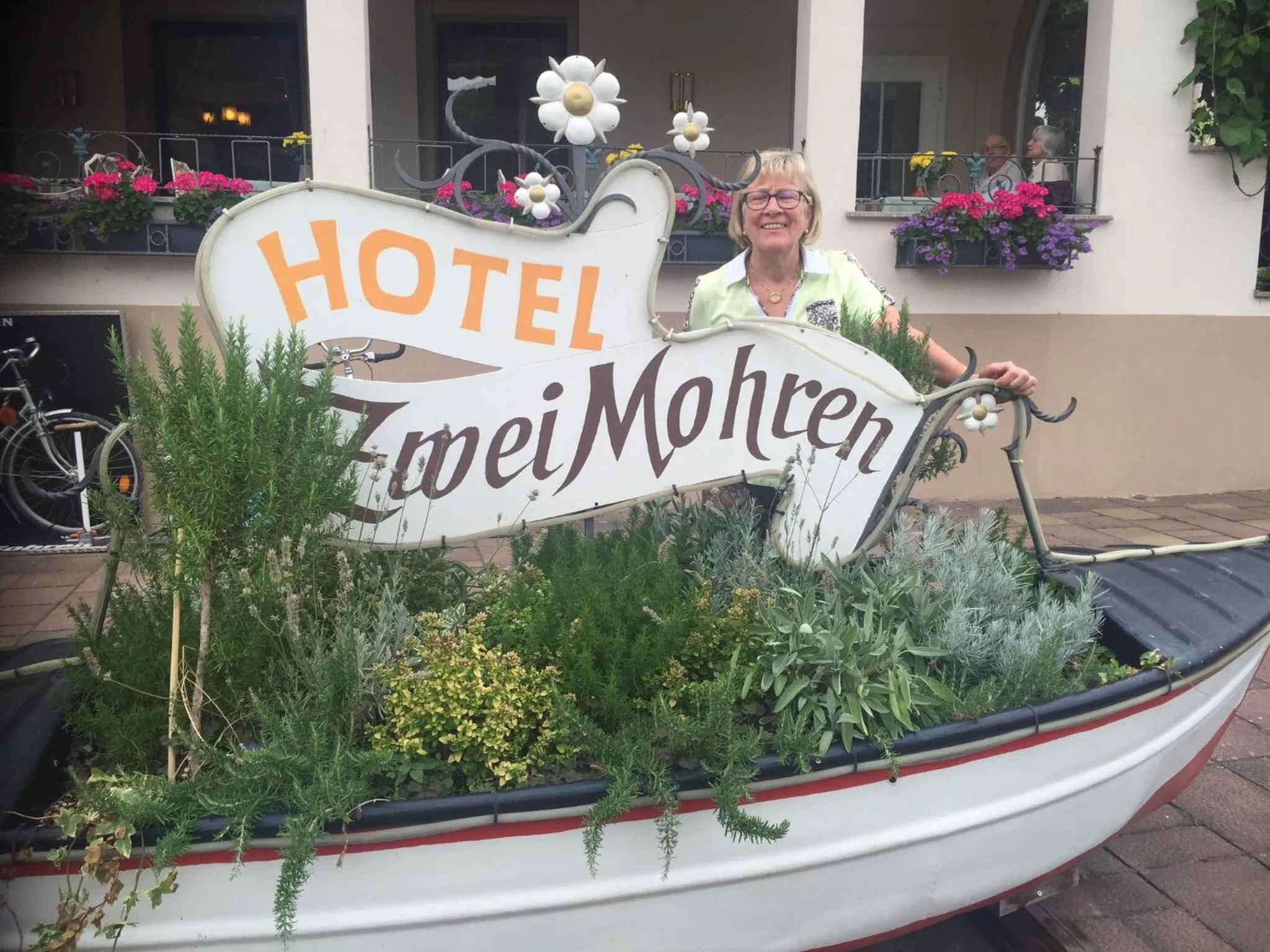 Property logo or sign in Hotel Zwei Mohren