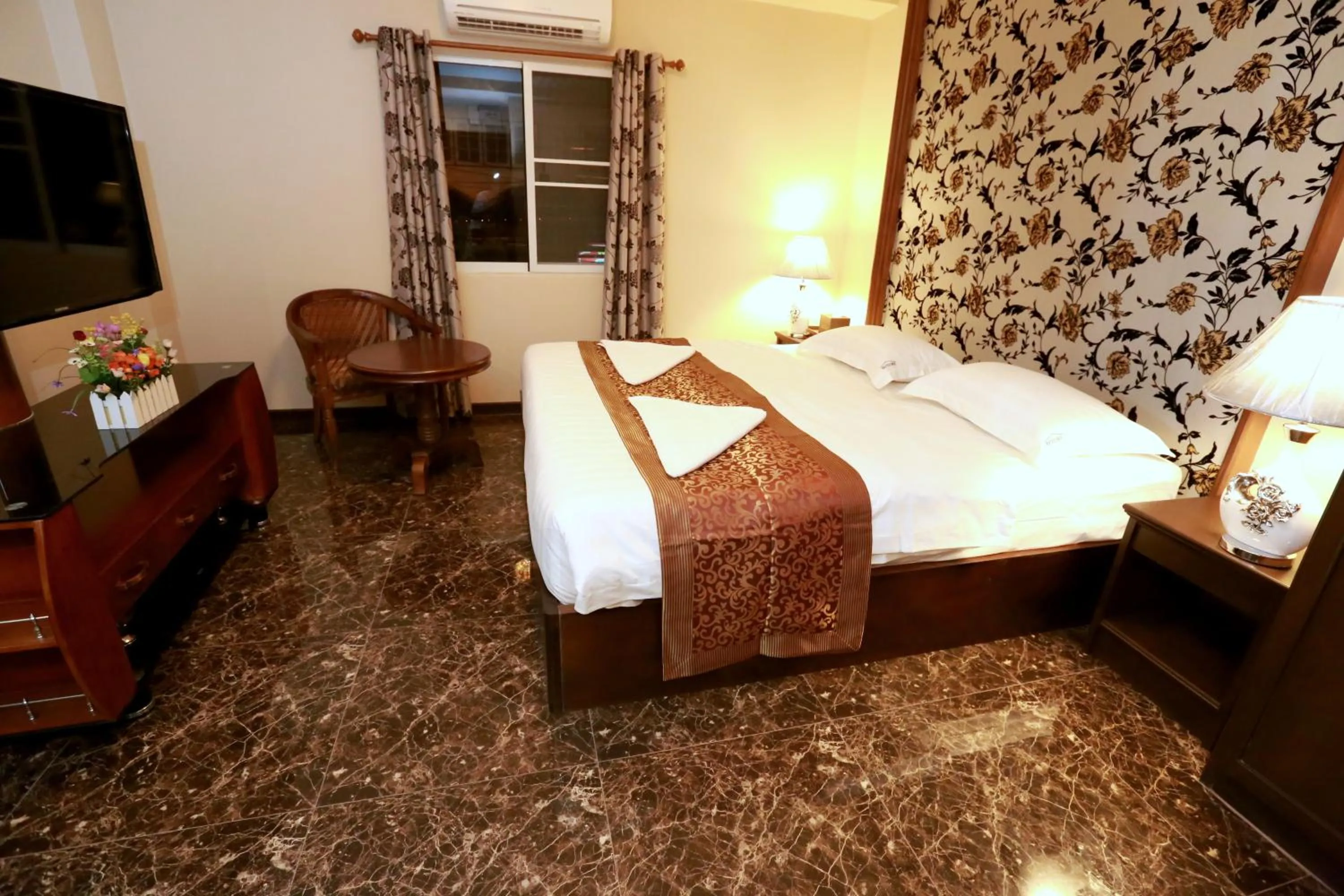 Bed in Katesiree House