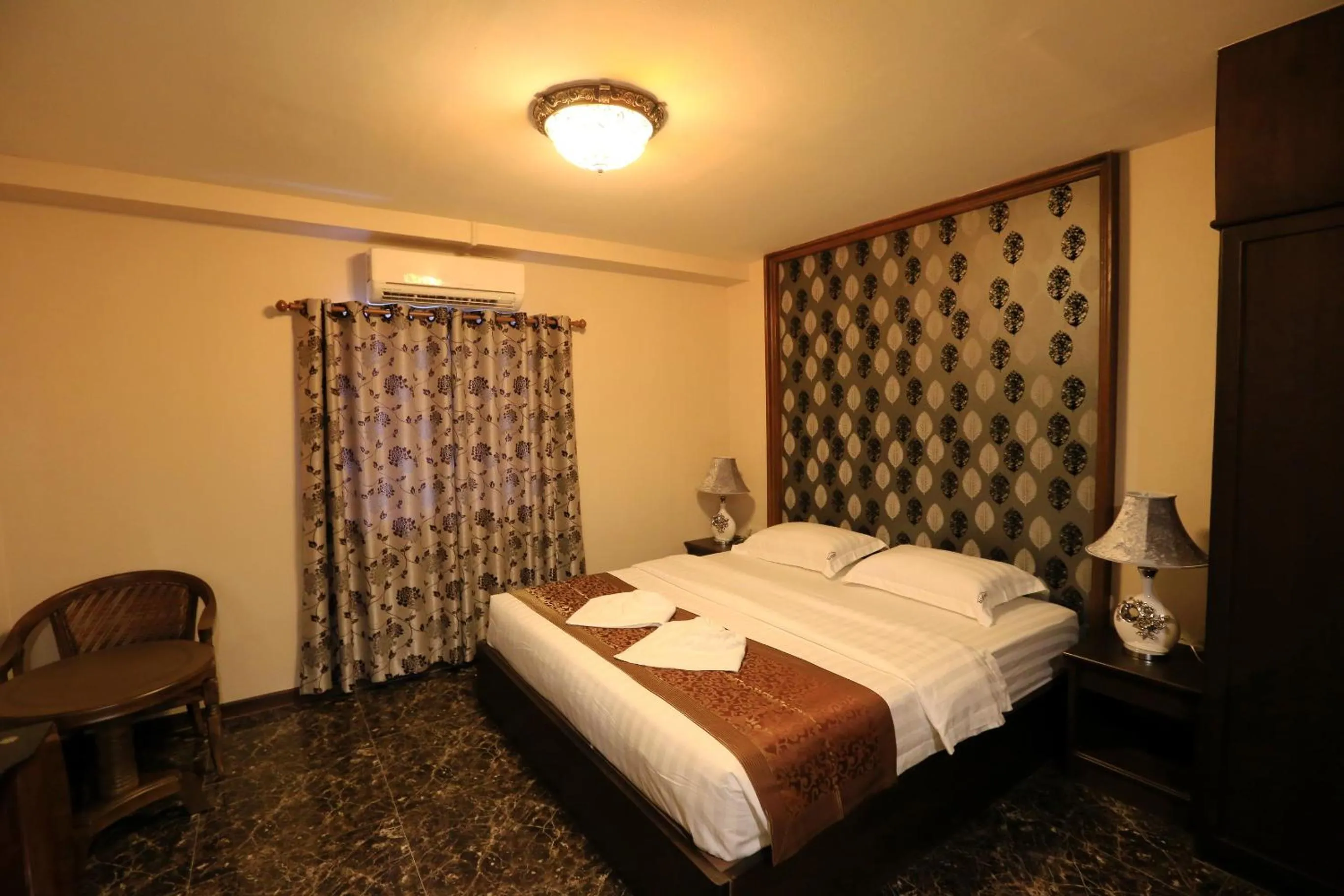 Bed in Katesiree House