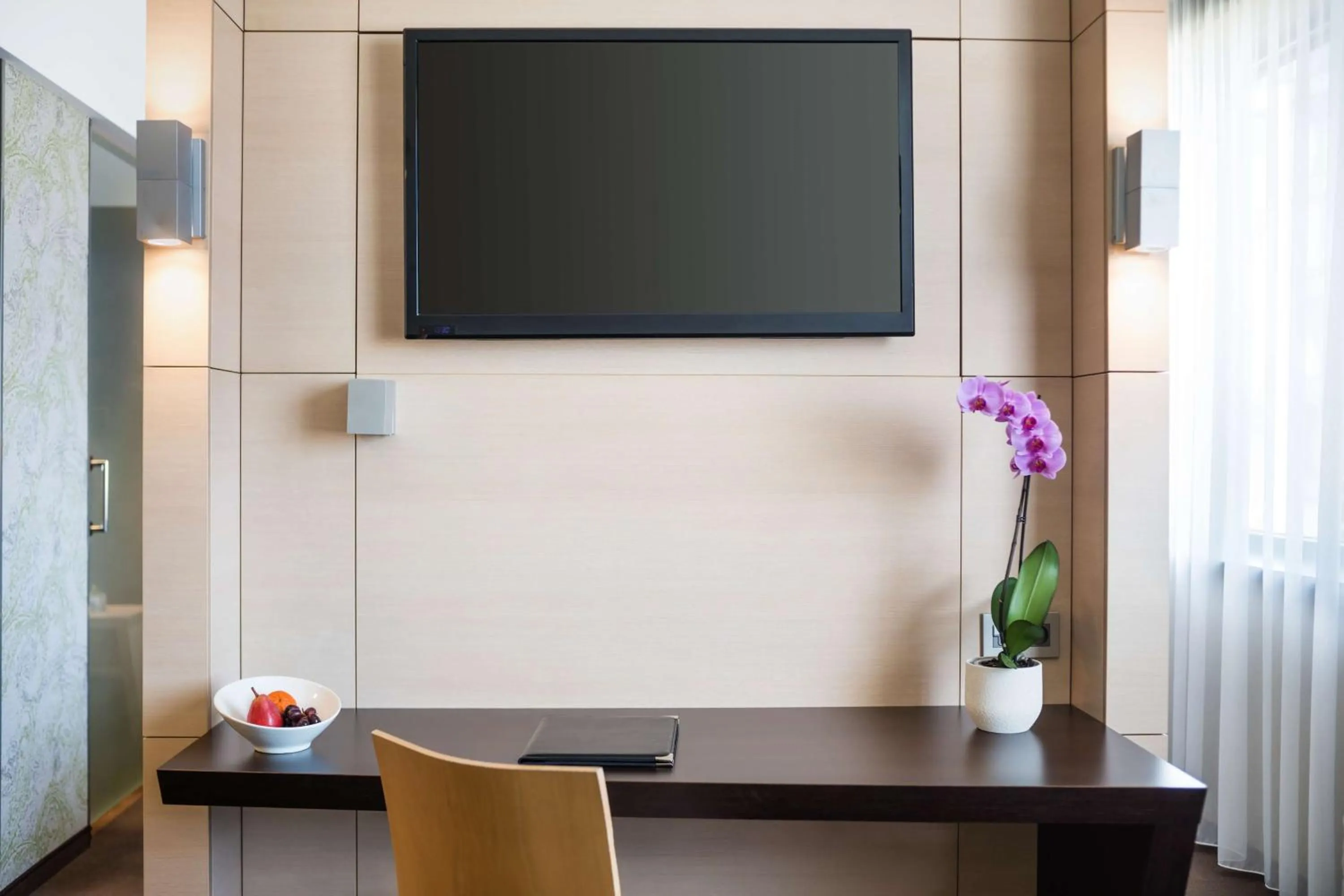 Photo of the whole room in Lindner Hotel Bratislava, part of JdV by Hyatt