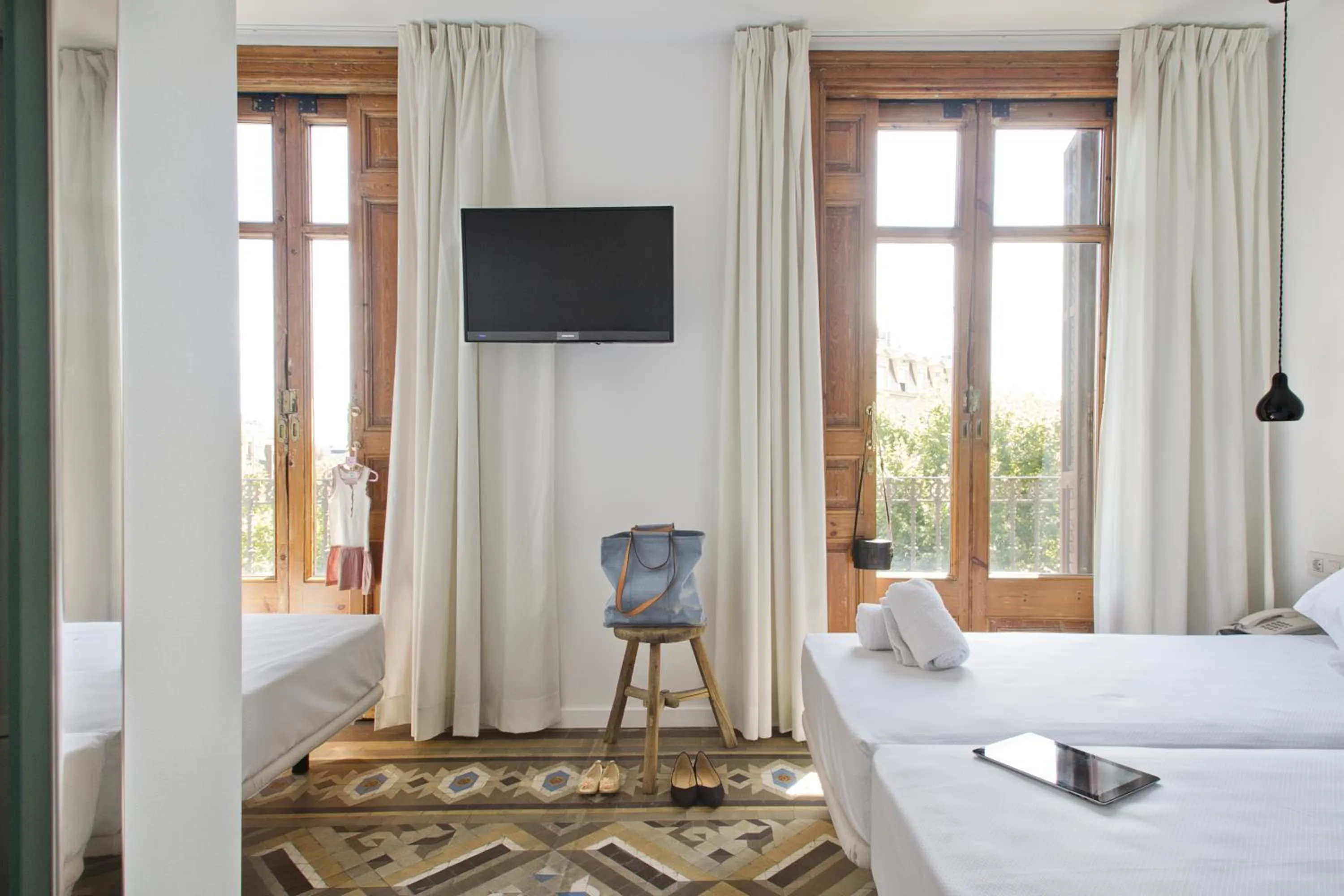 Decorative detail, Bed in Som Nit Triomf