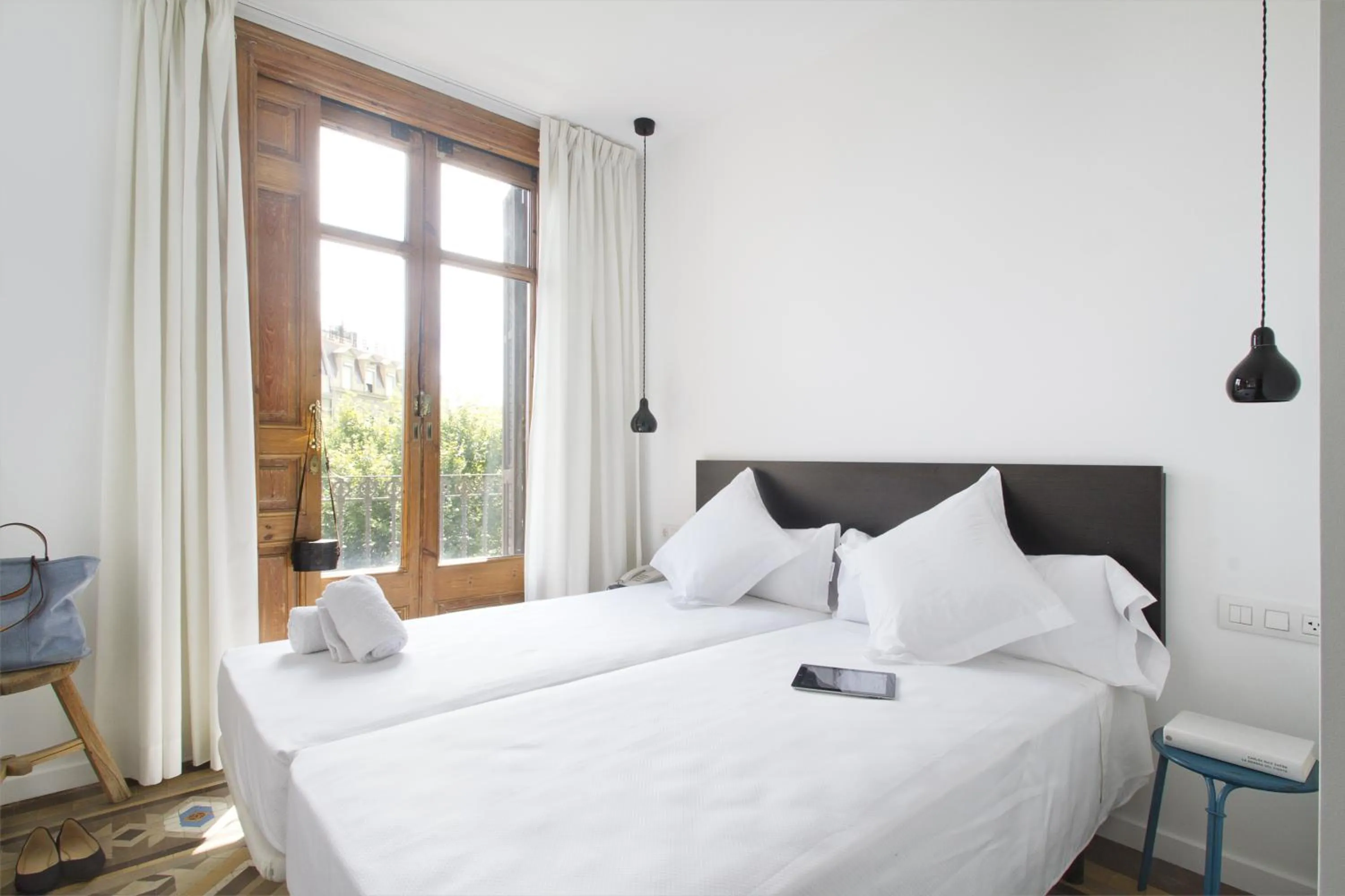 Decorative detail, Bed in Som Nit Triomf