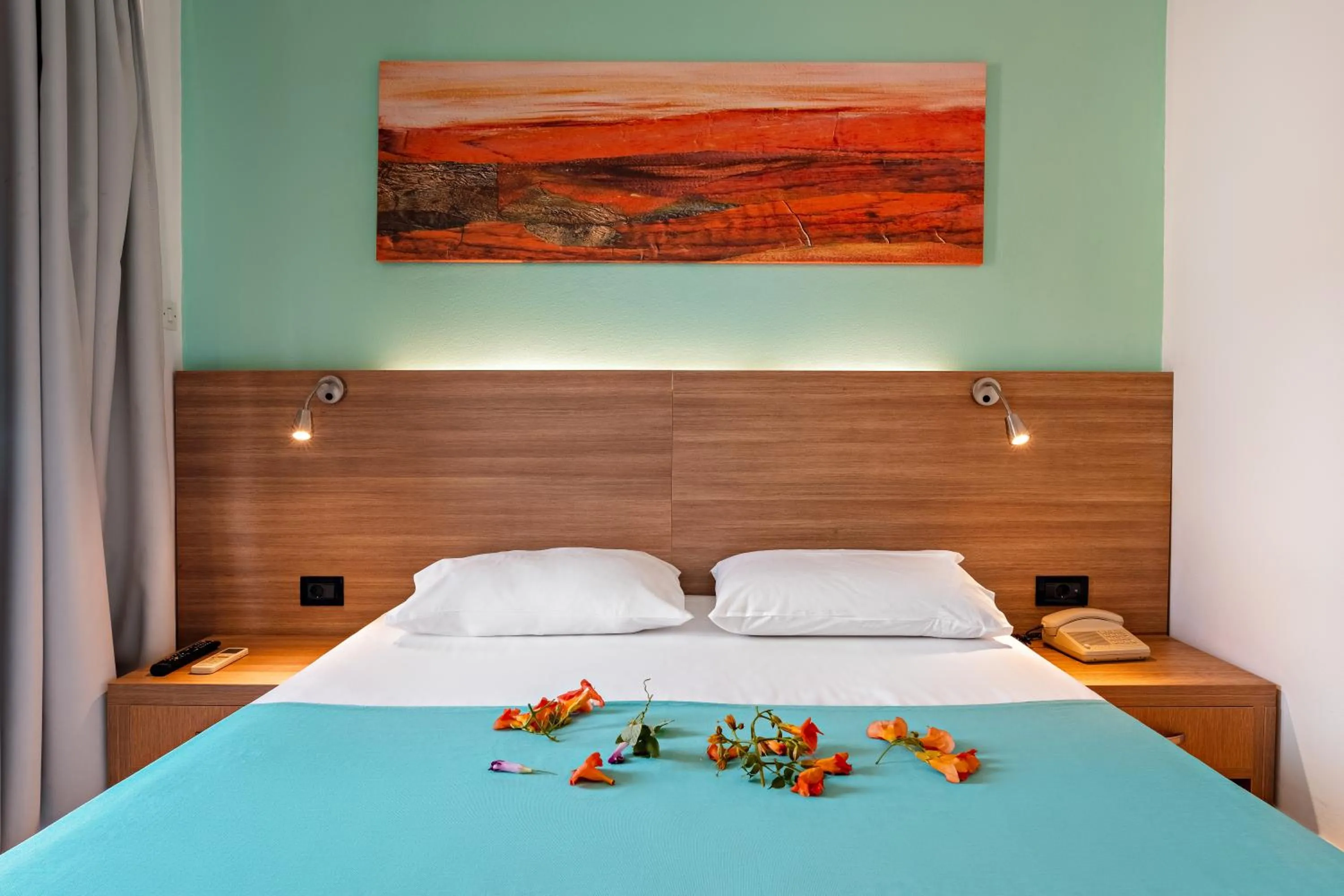 Property building, Bed in Hotel Pavlou