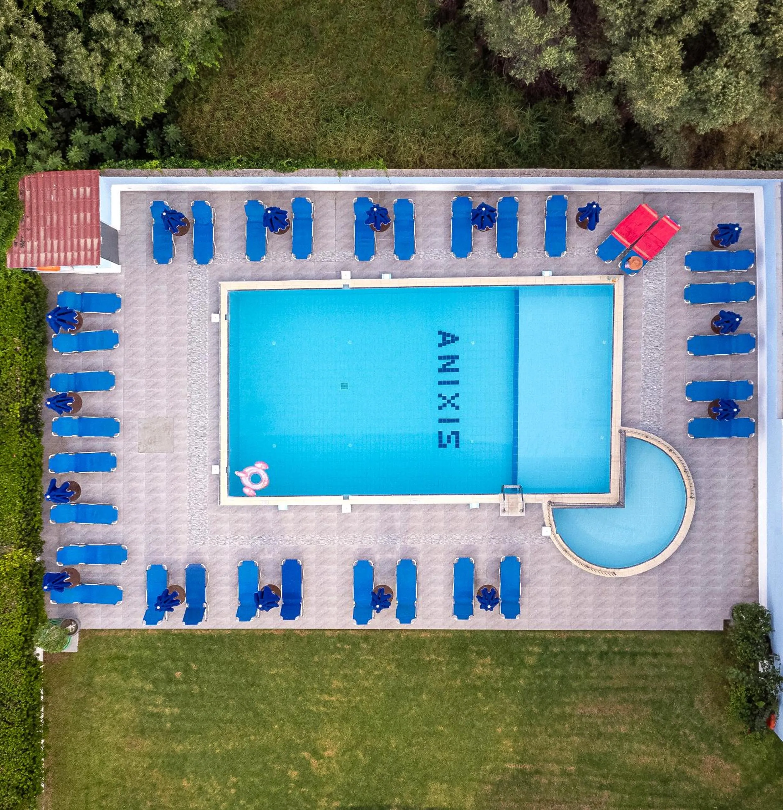 Anixis Hotel & Apartments