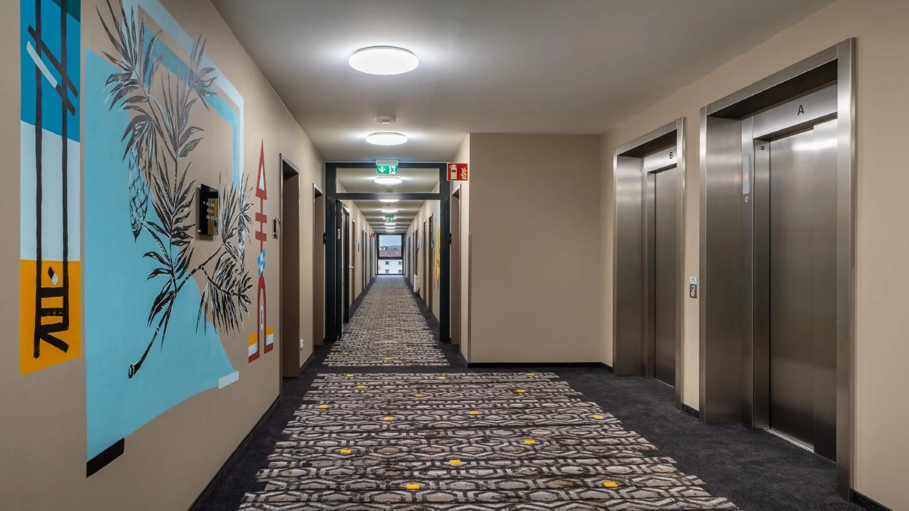 Lobby or reception in Holiday Inn - the niu, Timber Esslingen by IHG