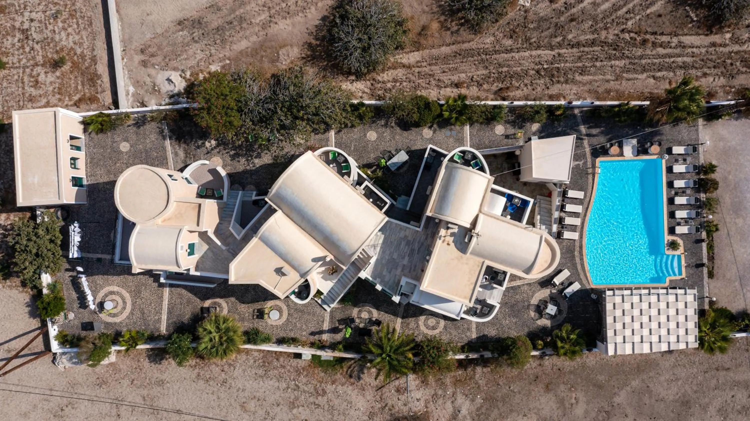 Property building in Villa Anemomilos Perissa