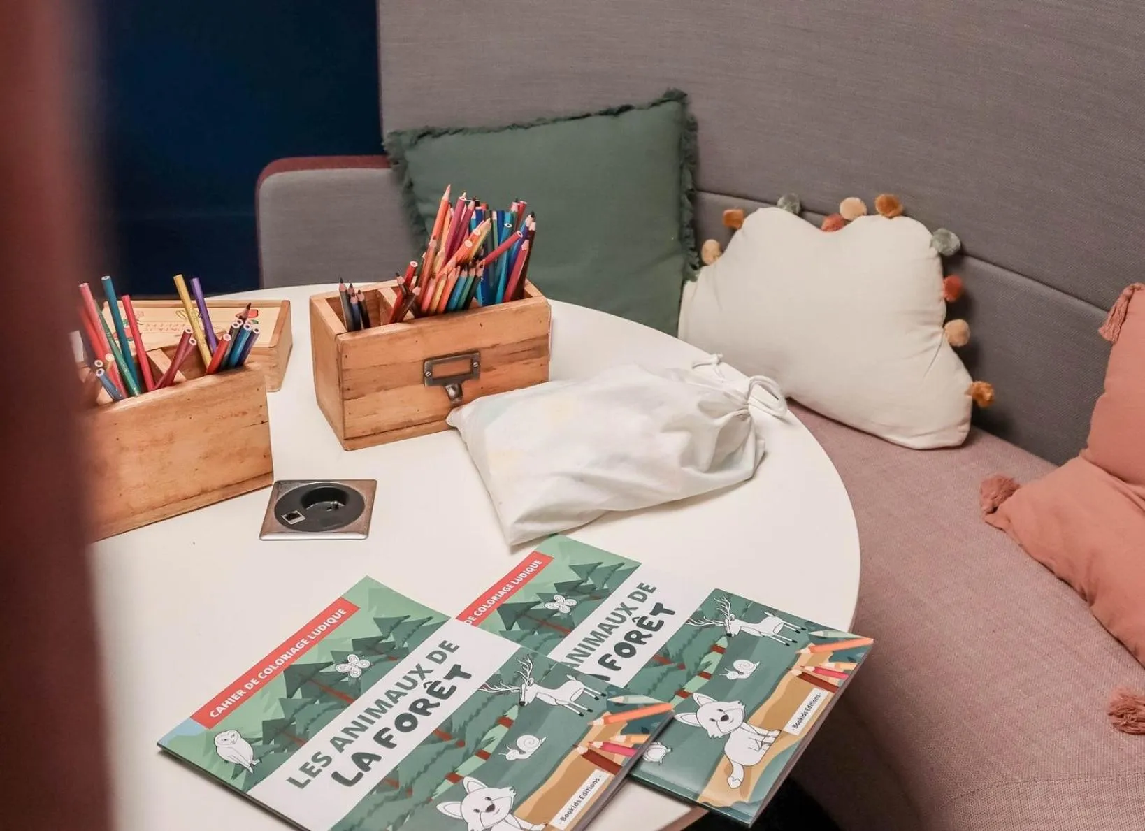 Children play ground in Hotel Demeures de Campagne Château de Fontainebleau