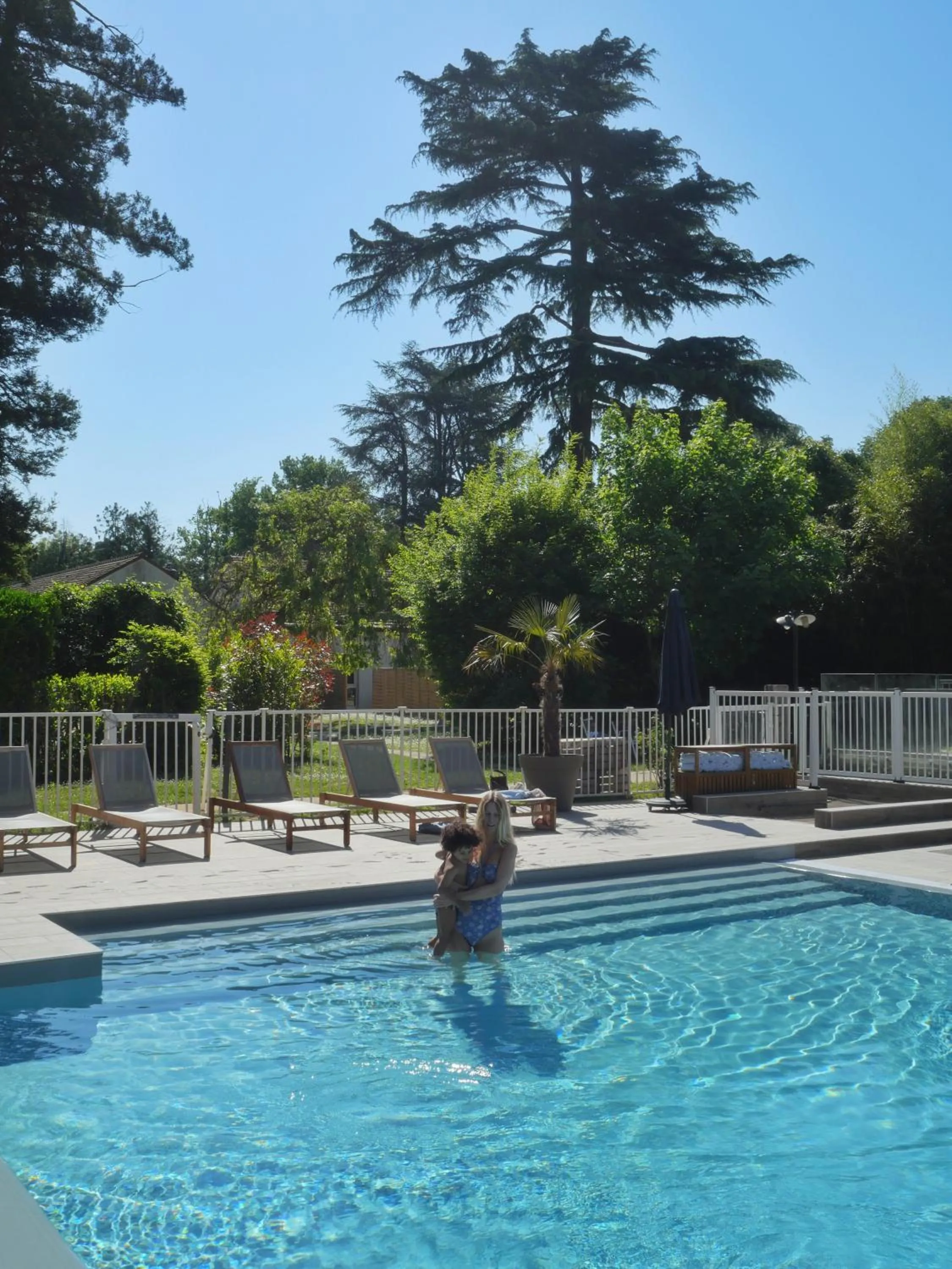 Swimming pool in Demeures de Campagne Parc du Coudray - Barbizon