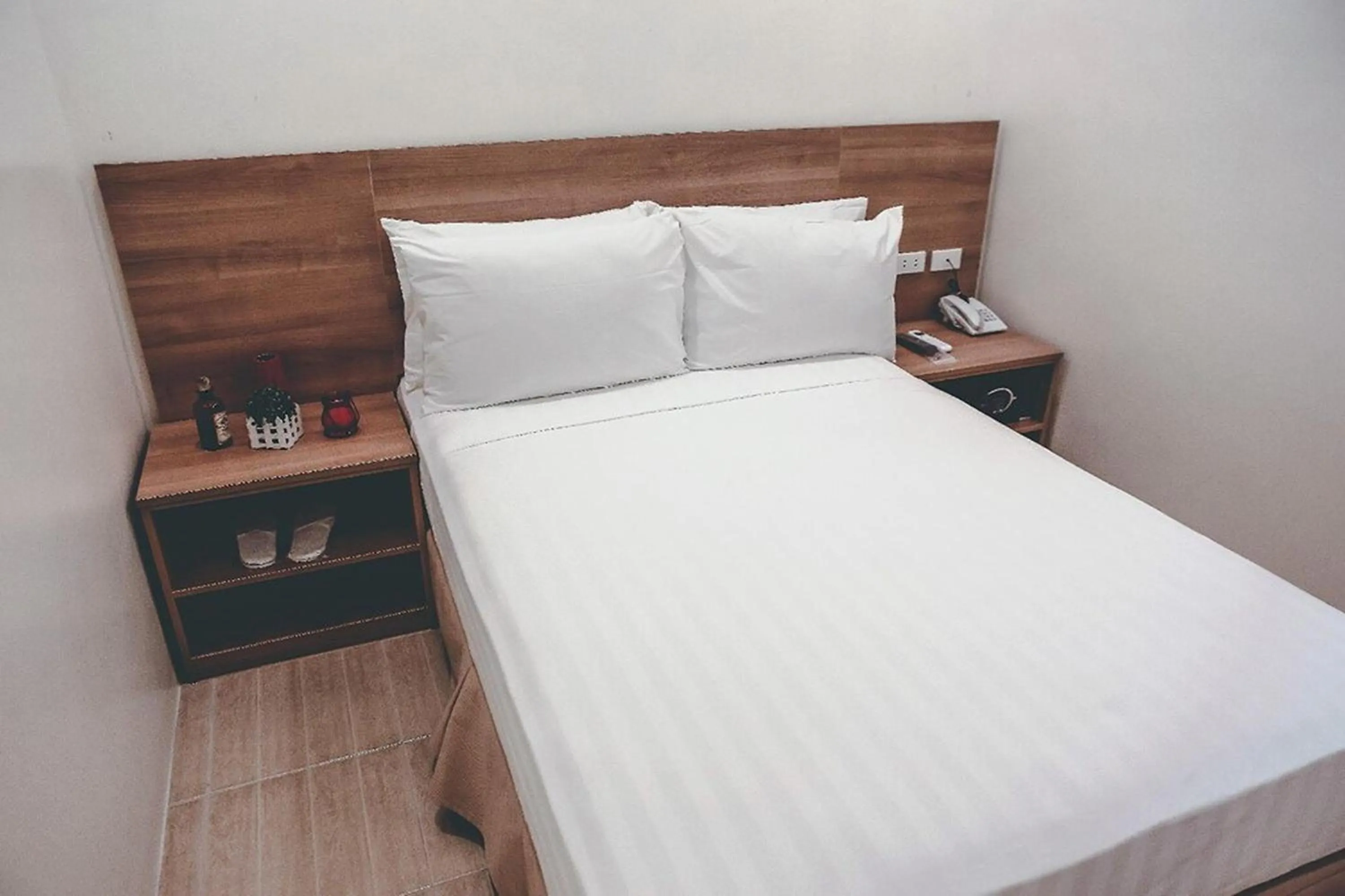 Bed in Trip Inn Legazpi City near Airport