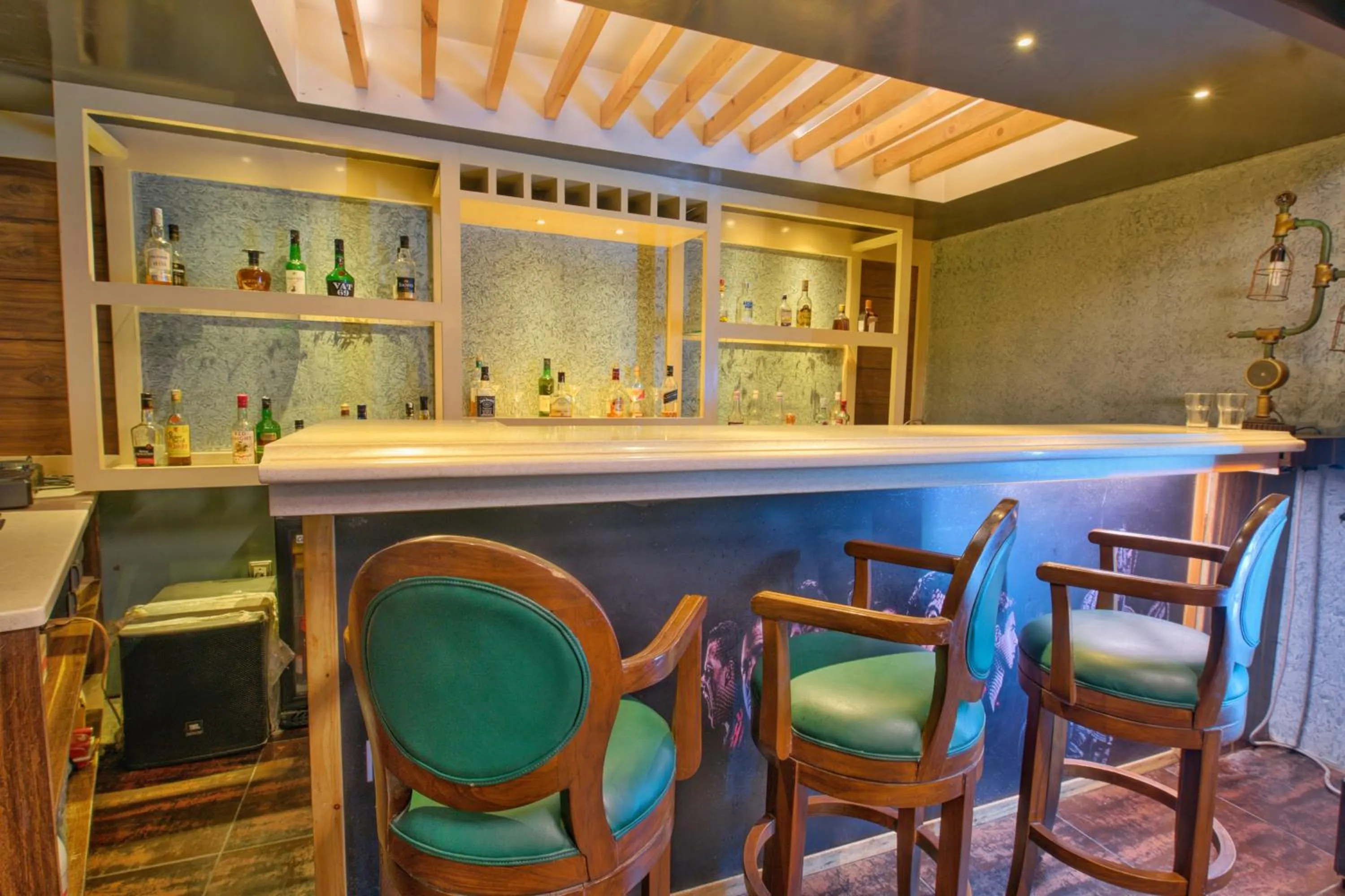 Lounge or bar in The Cedar Grand Hotel and Spa