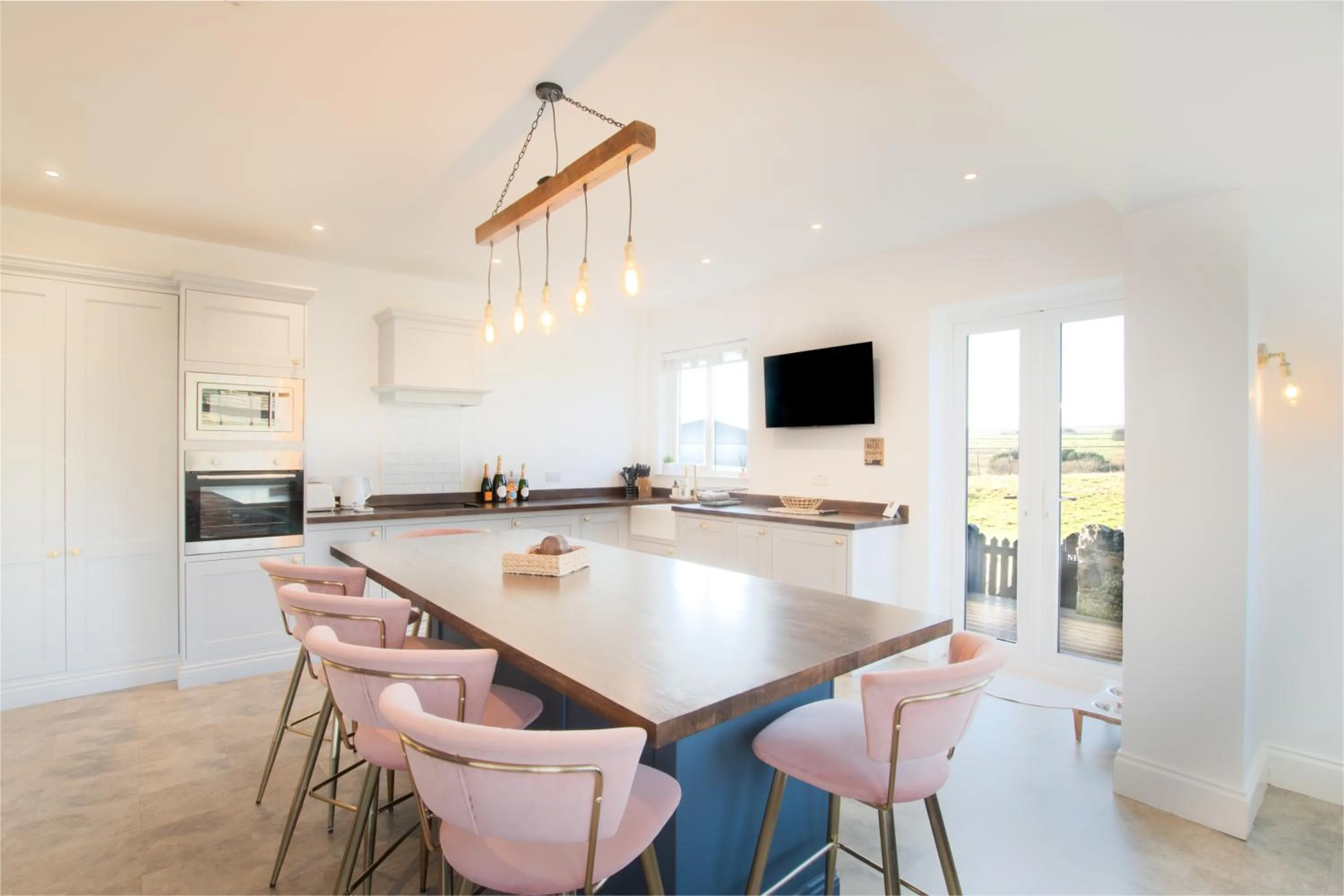 Kitchen or kitchenette in Northern Hideaways Sunnyside