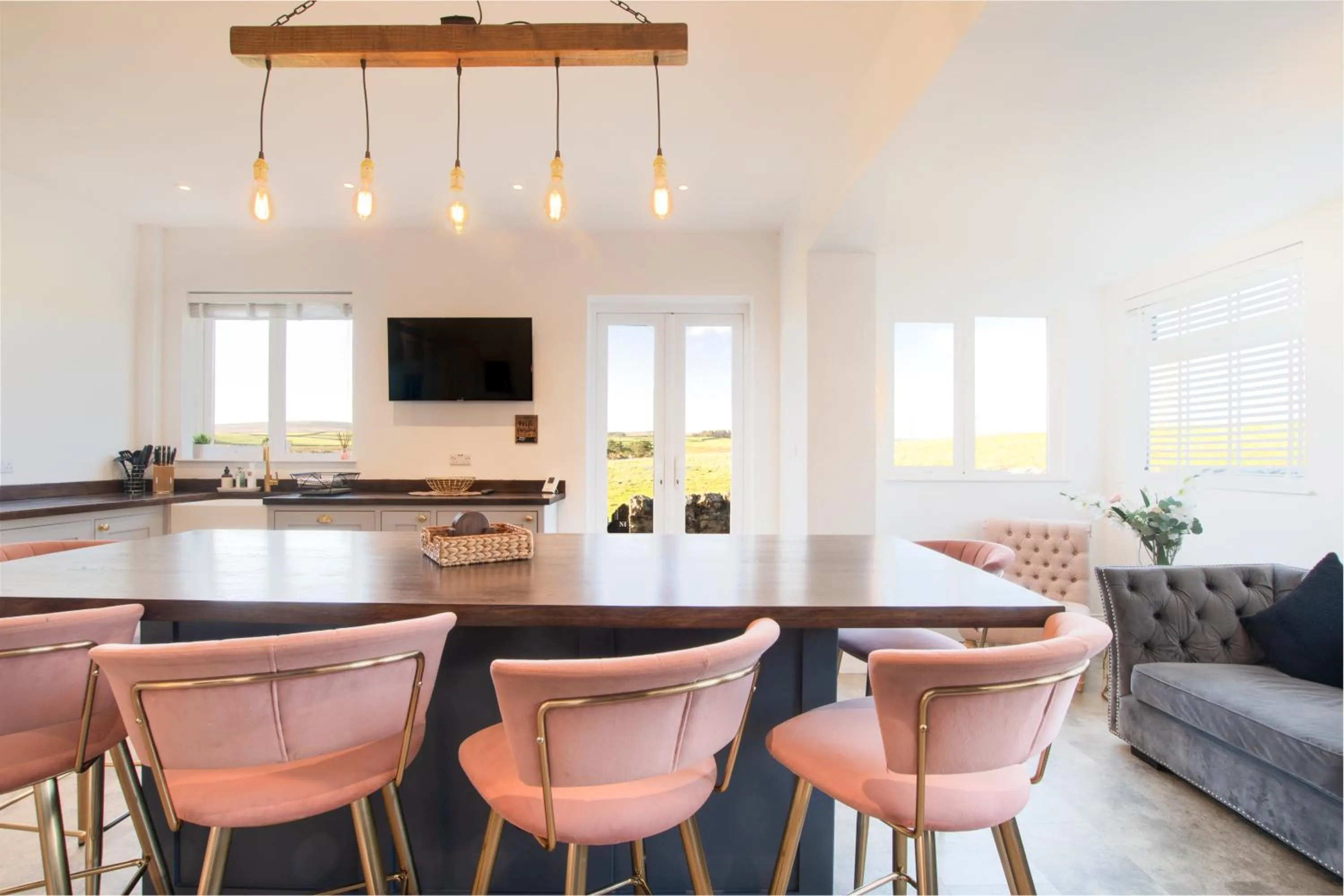 Kitchen or kitchenette in Northern Hideaways Sunnyside