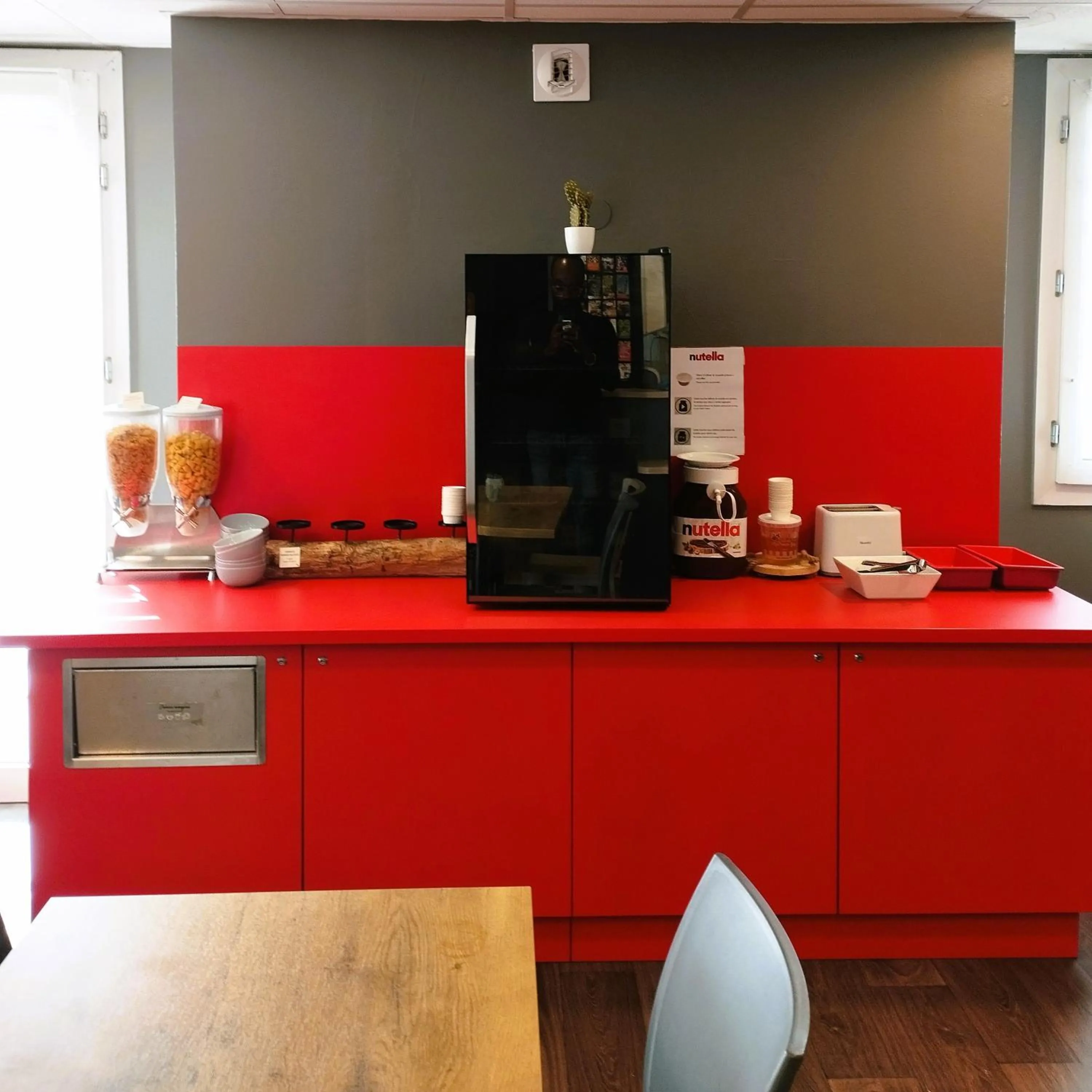 Buffet breakfast in hotelF1 Lyon Bourgoin-Jallieu