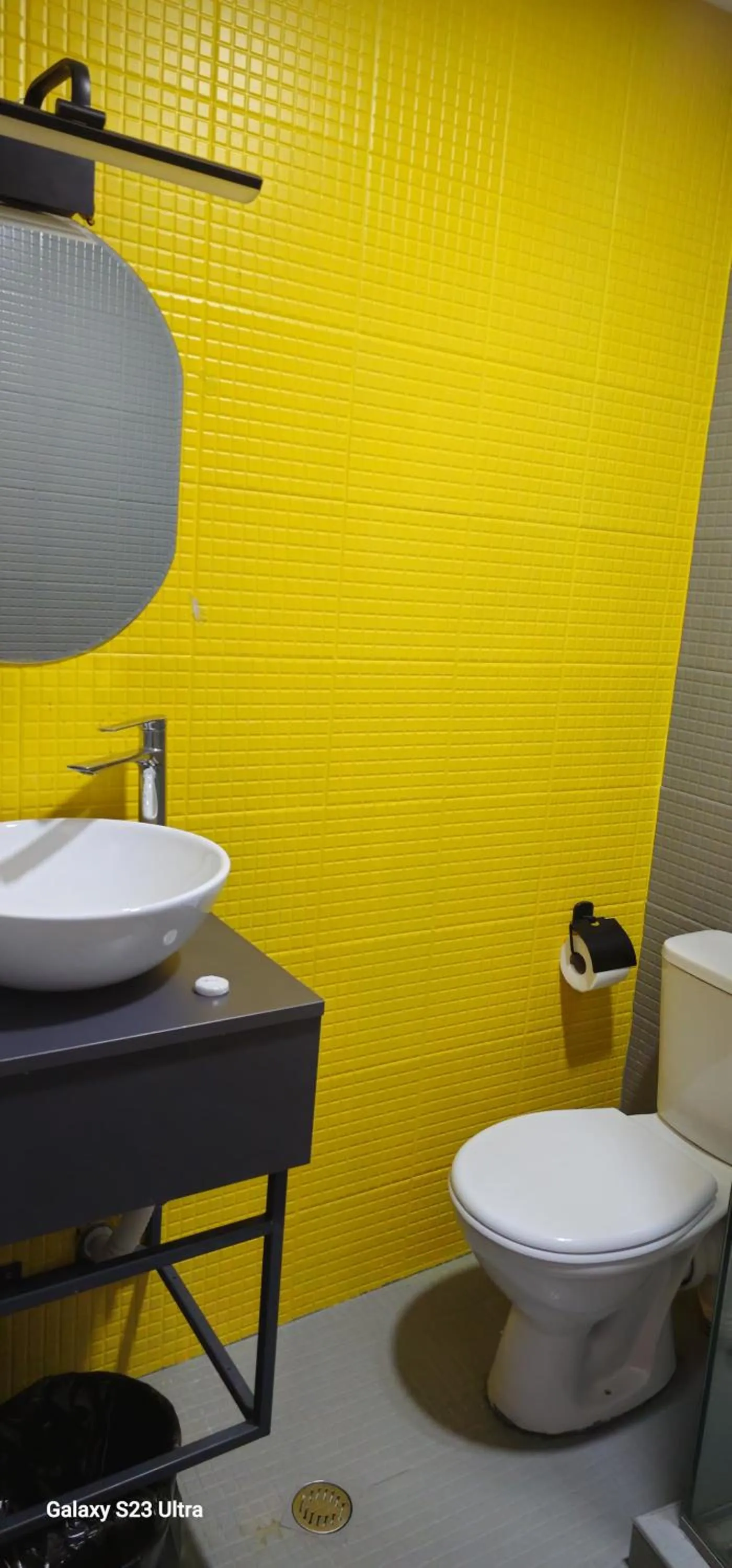 Bathroom in Diuma Hotel