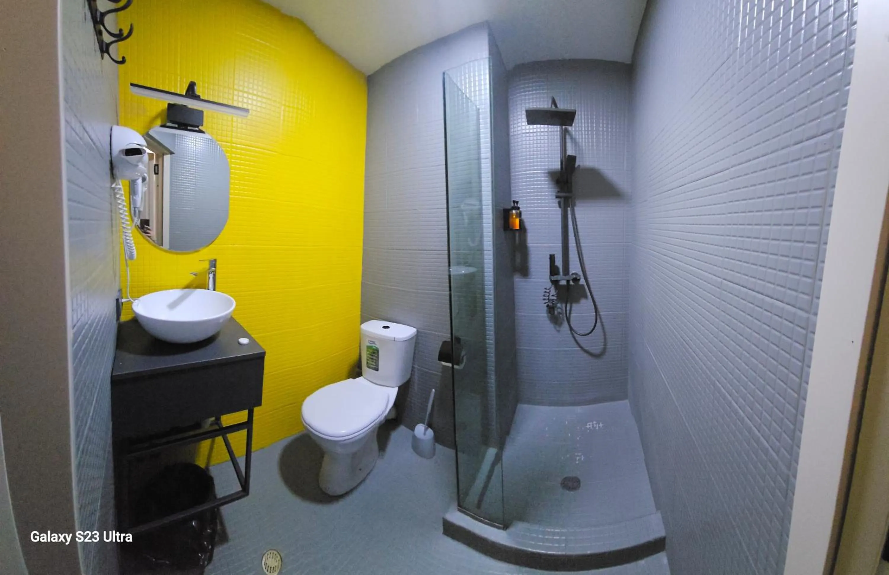 room service in Diuma Hotel