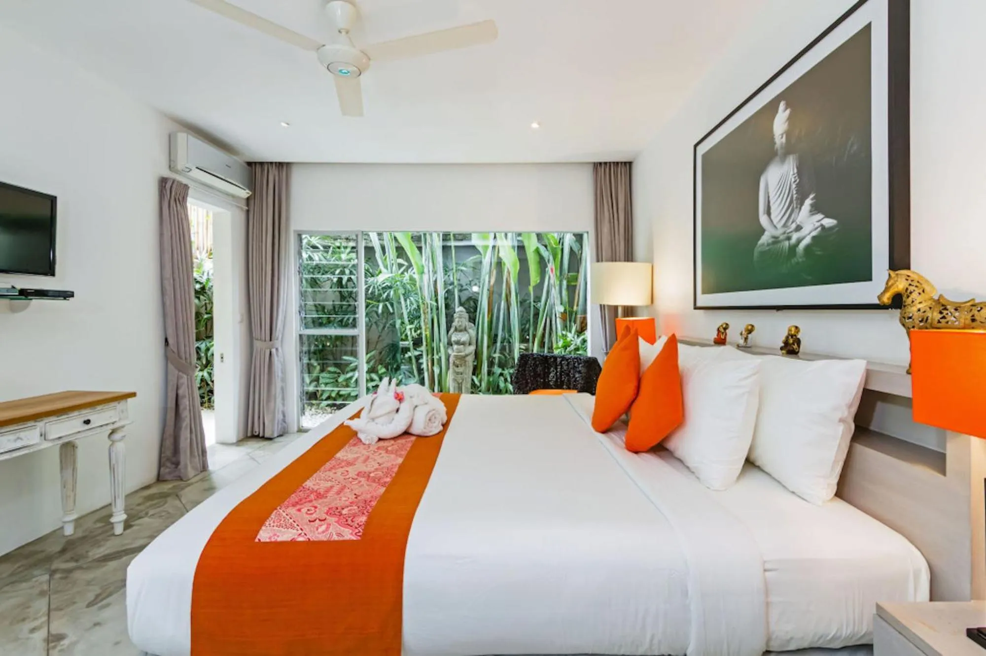 Bedroom, Bed in Villa Eindra Seminyak