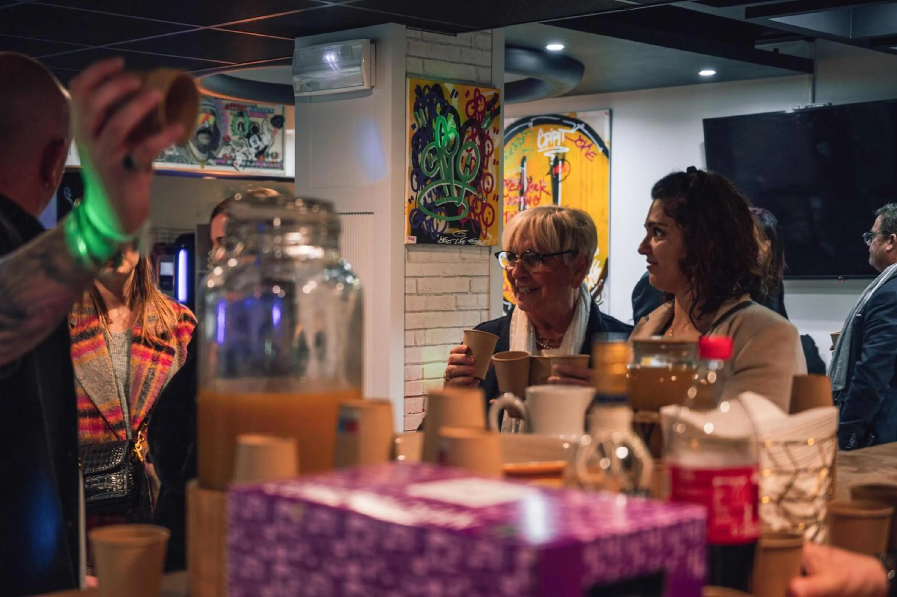 Evening entertainment in Ibis Styles Toulouse Centre Canal du Midi