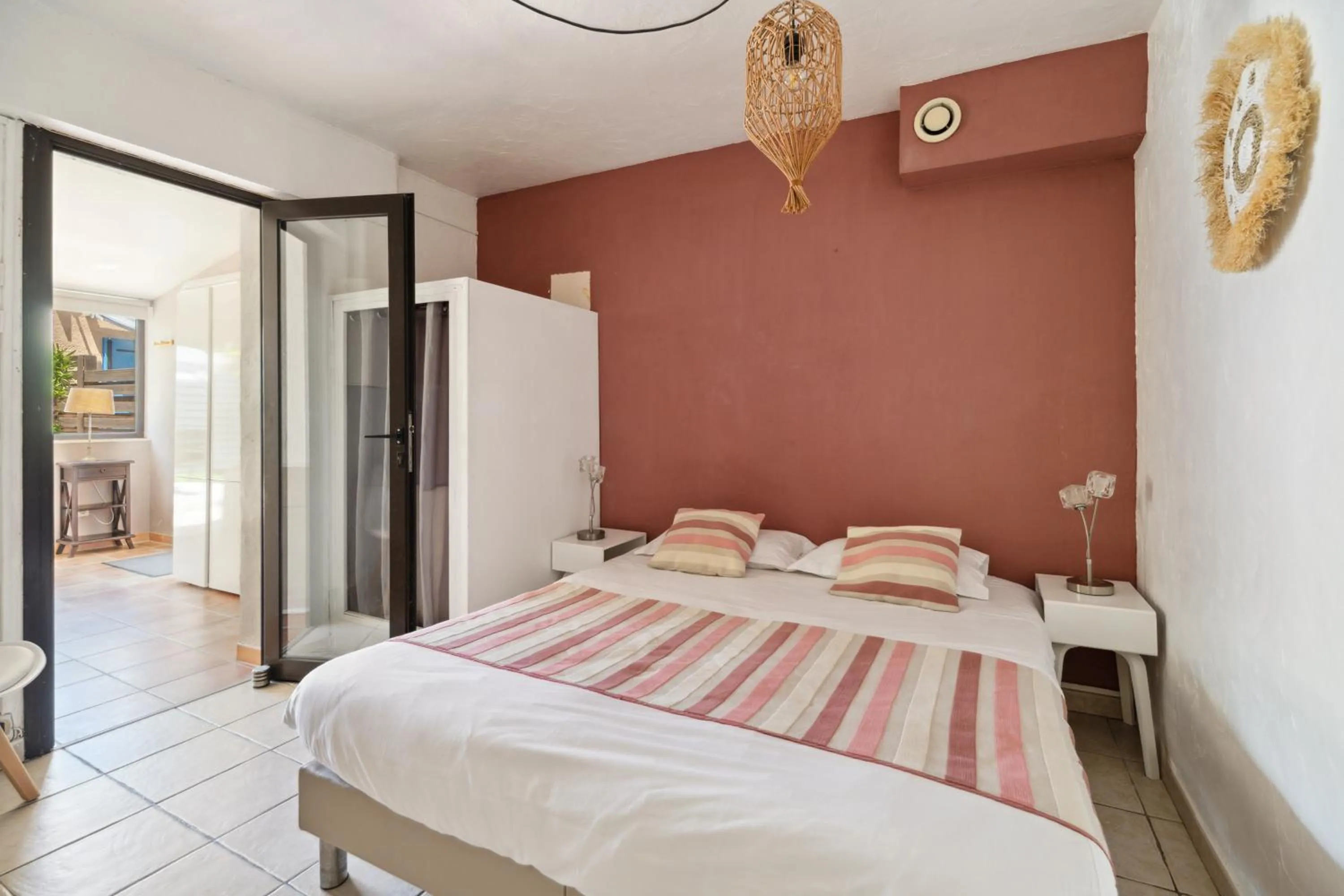 Bed in Hôtel La Nartelle