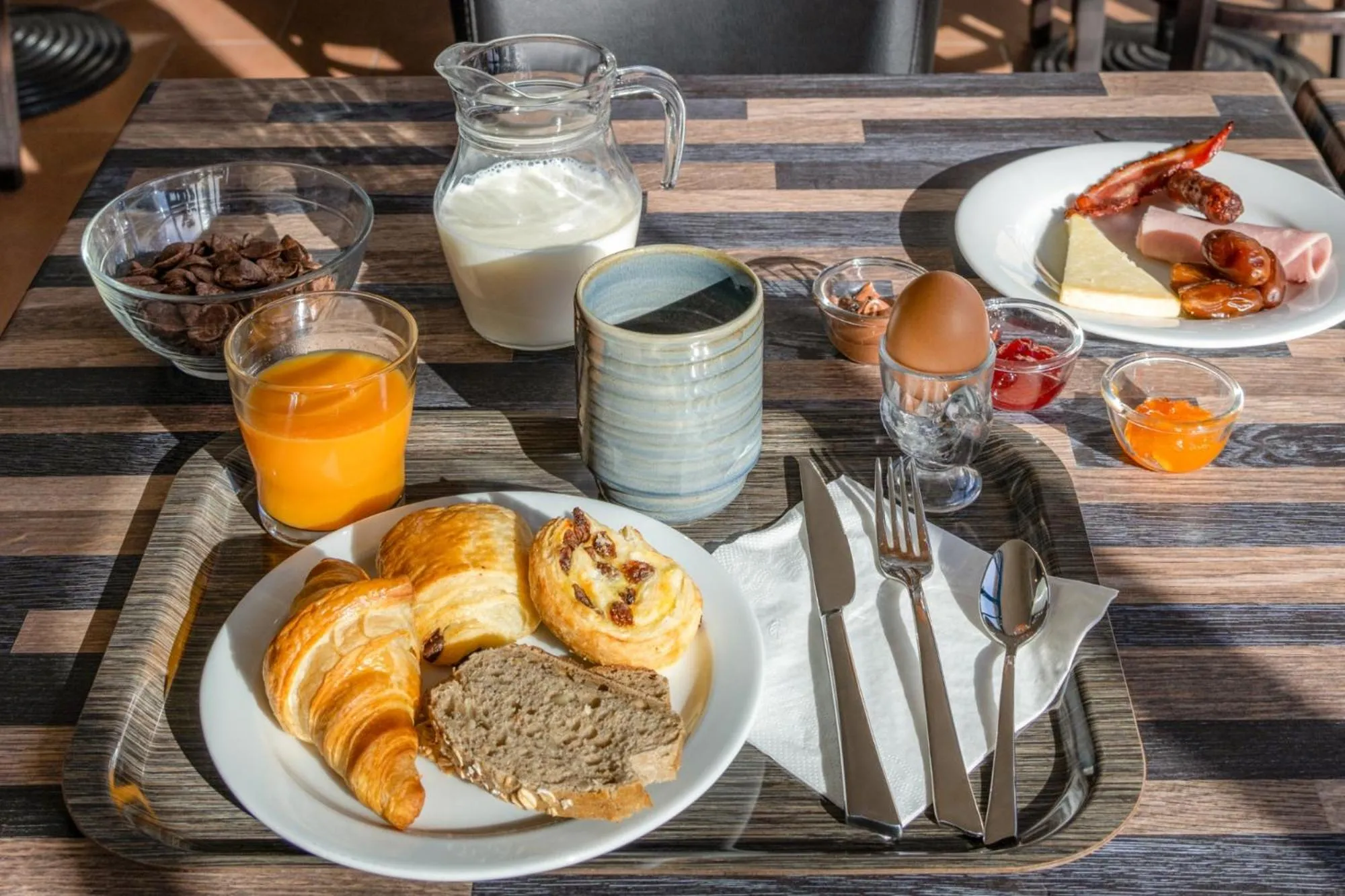 Patio in Hôtel La Nartelle