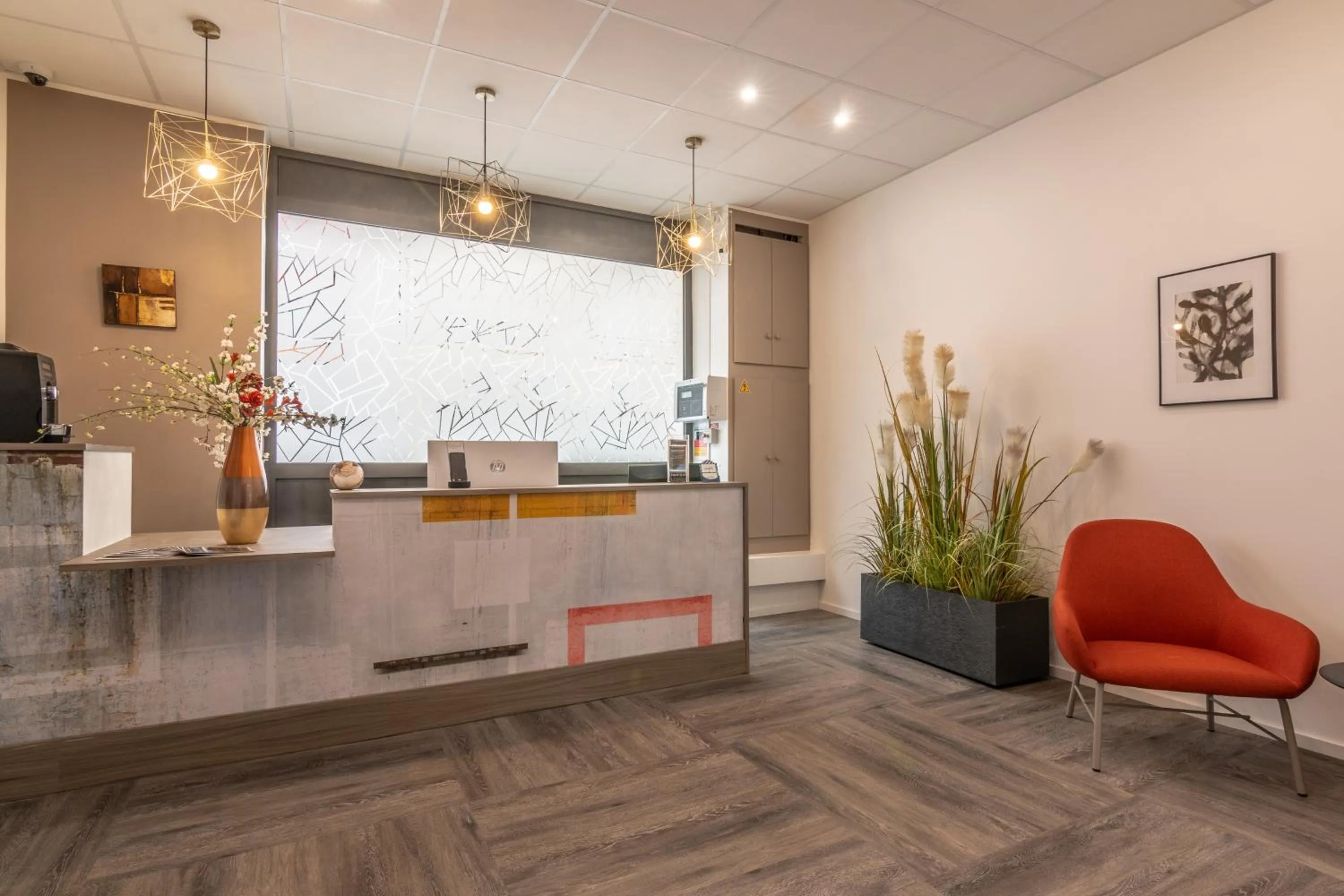 Lobby or reception in Hôtel Alcôve Nice