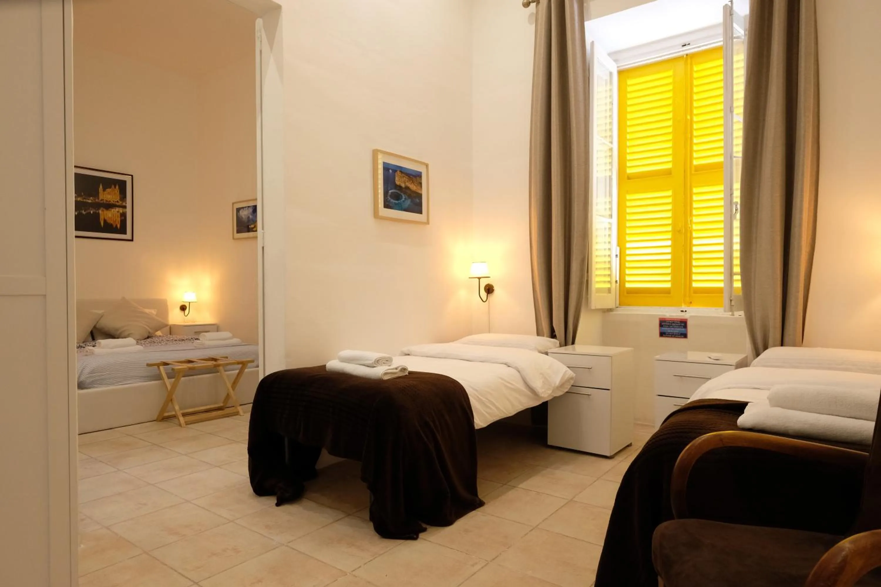 Bed in The Maltese Sun