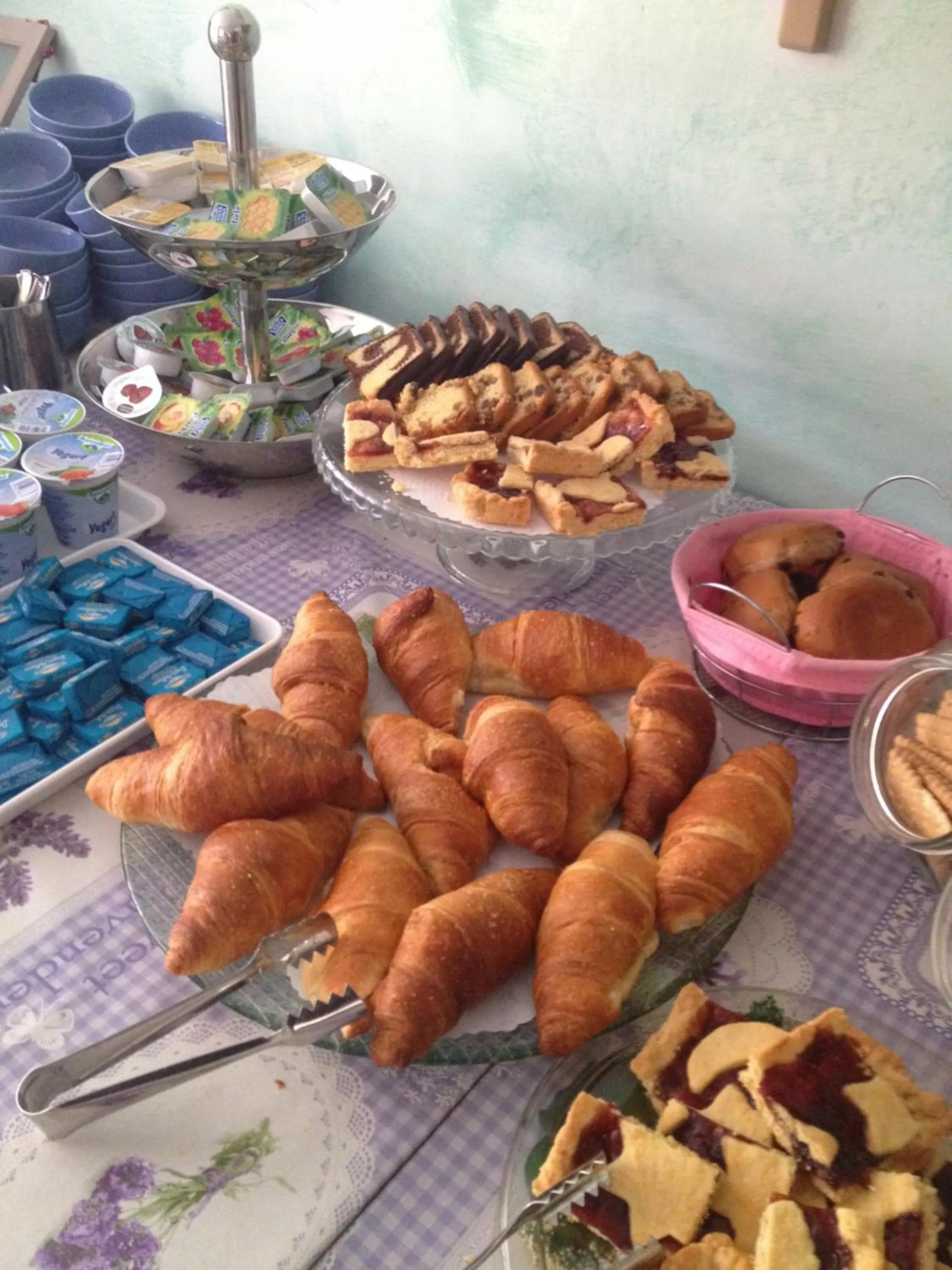 Food and drinks in Hotel Halifax