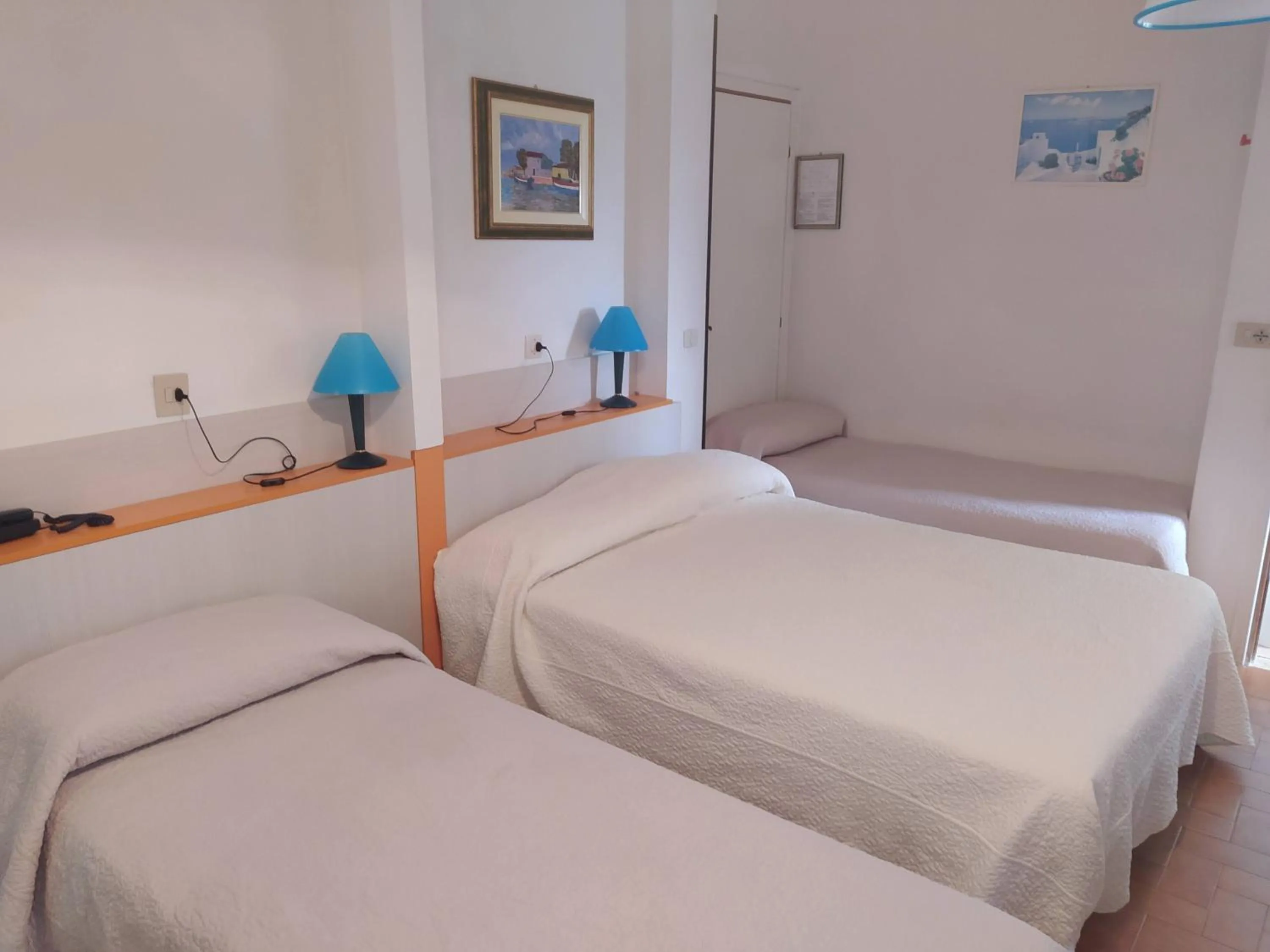 Bedroom in Hotel Halifax