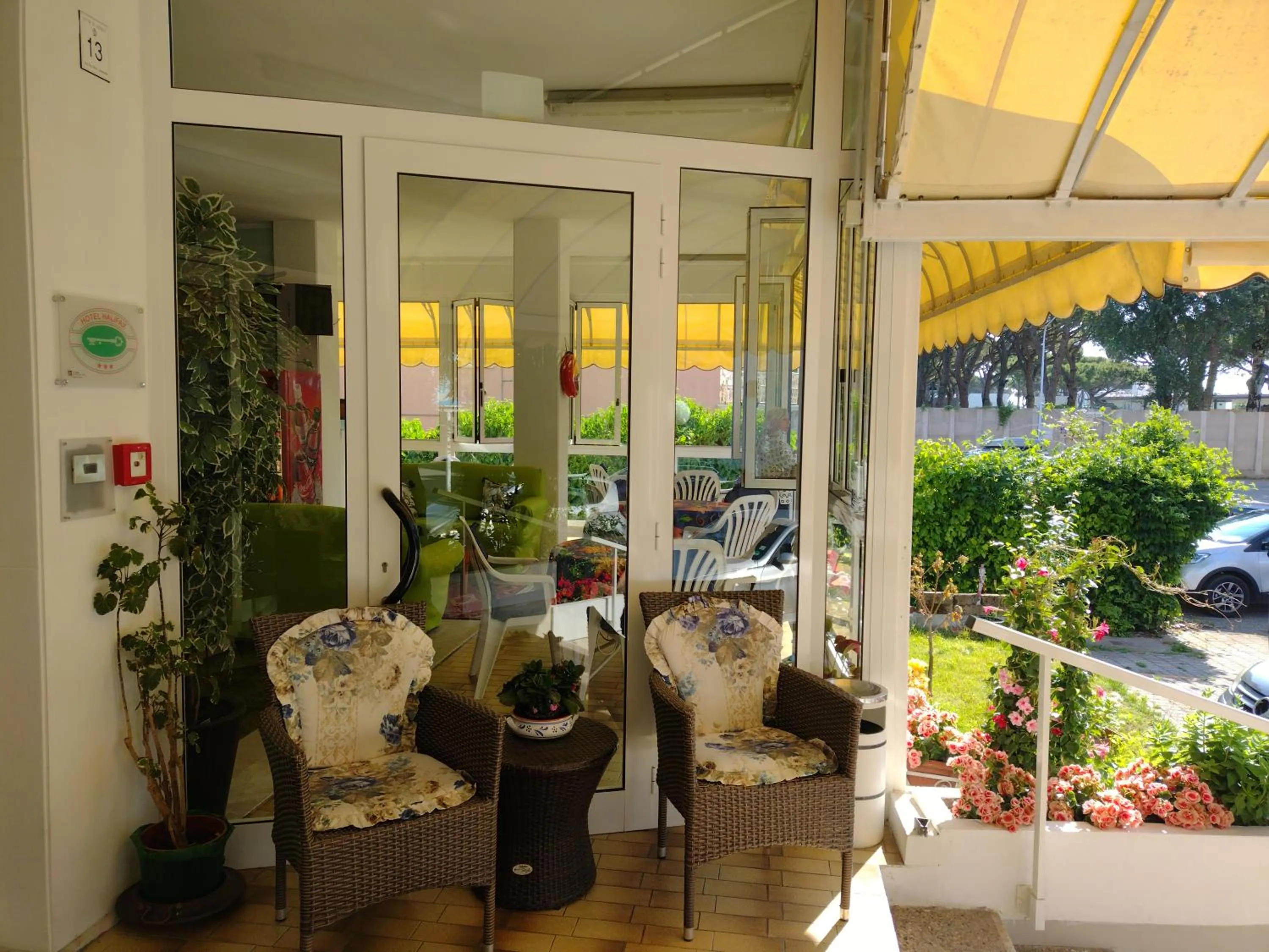 Facade/entrance in Hotel Halifax