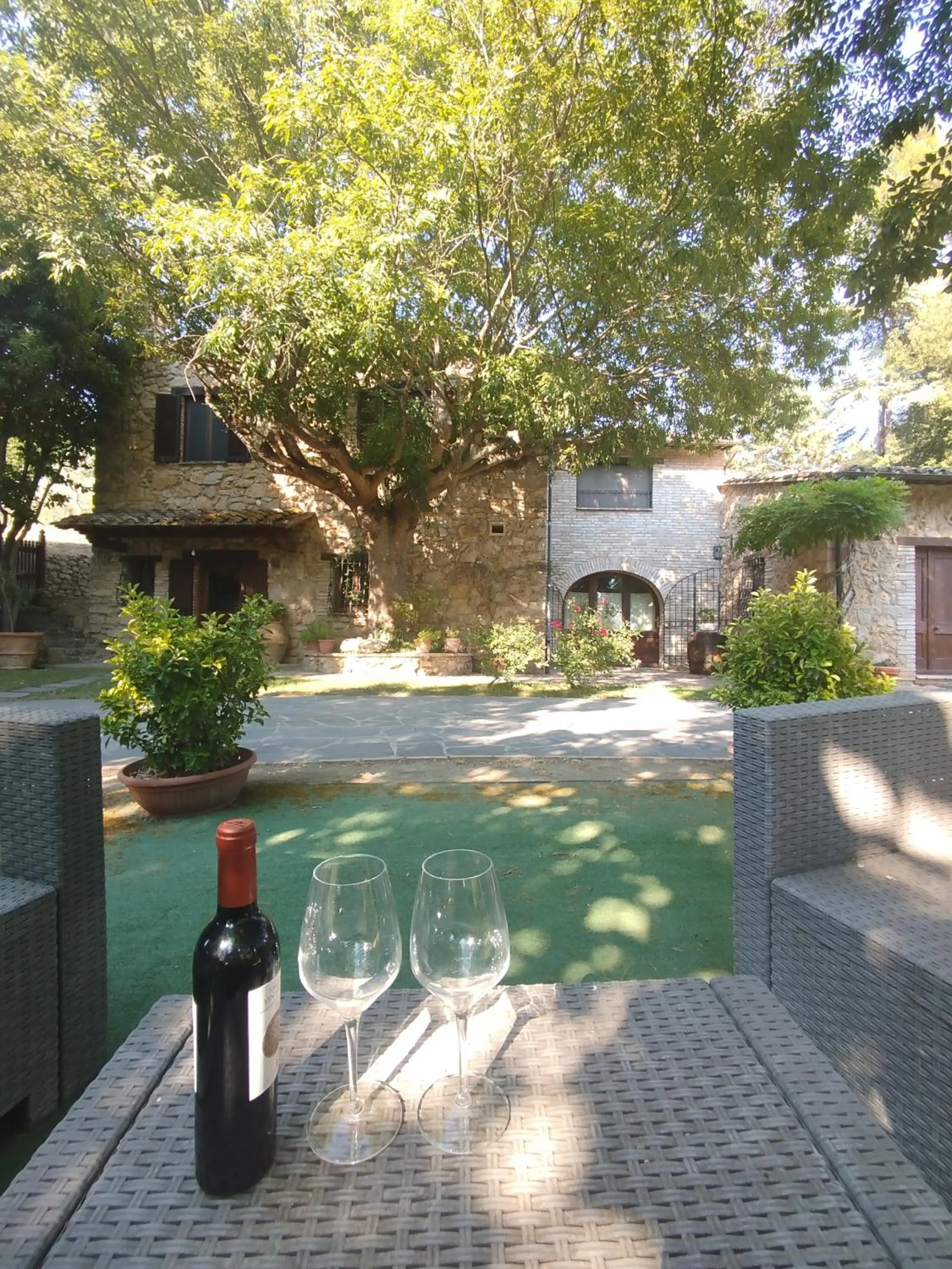 Property building in All'Ombra di San Damiano