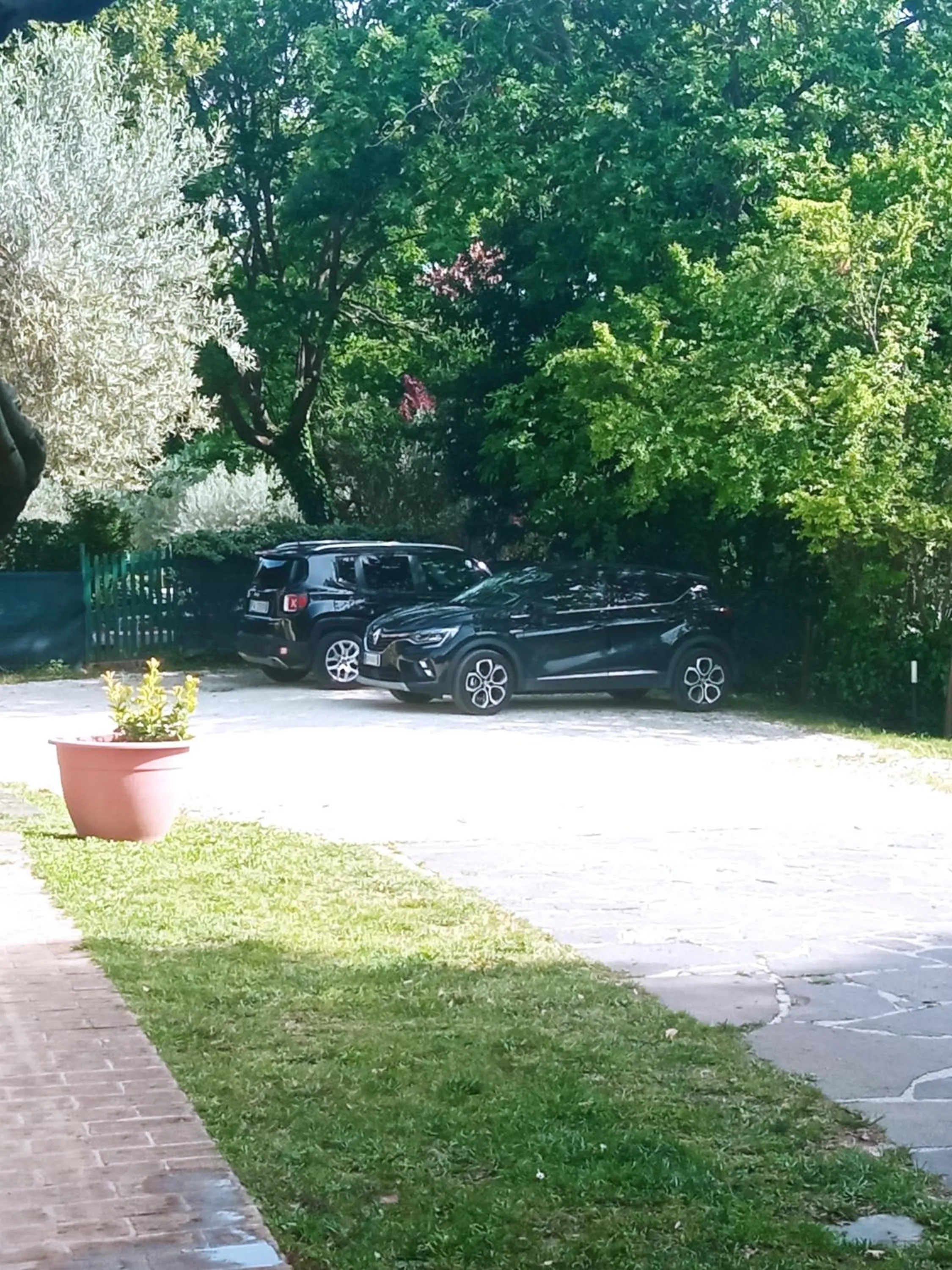 Parking in All'Ombra di San Damiano